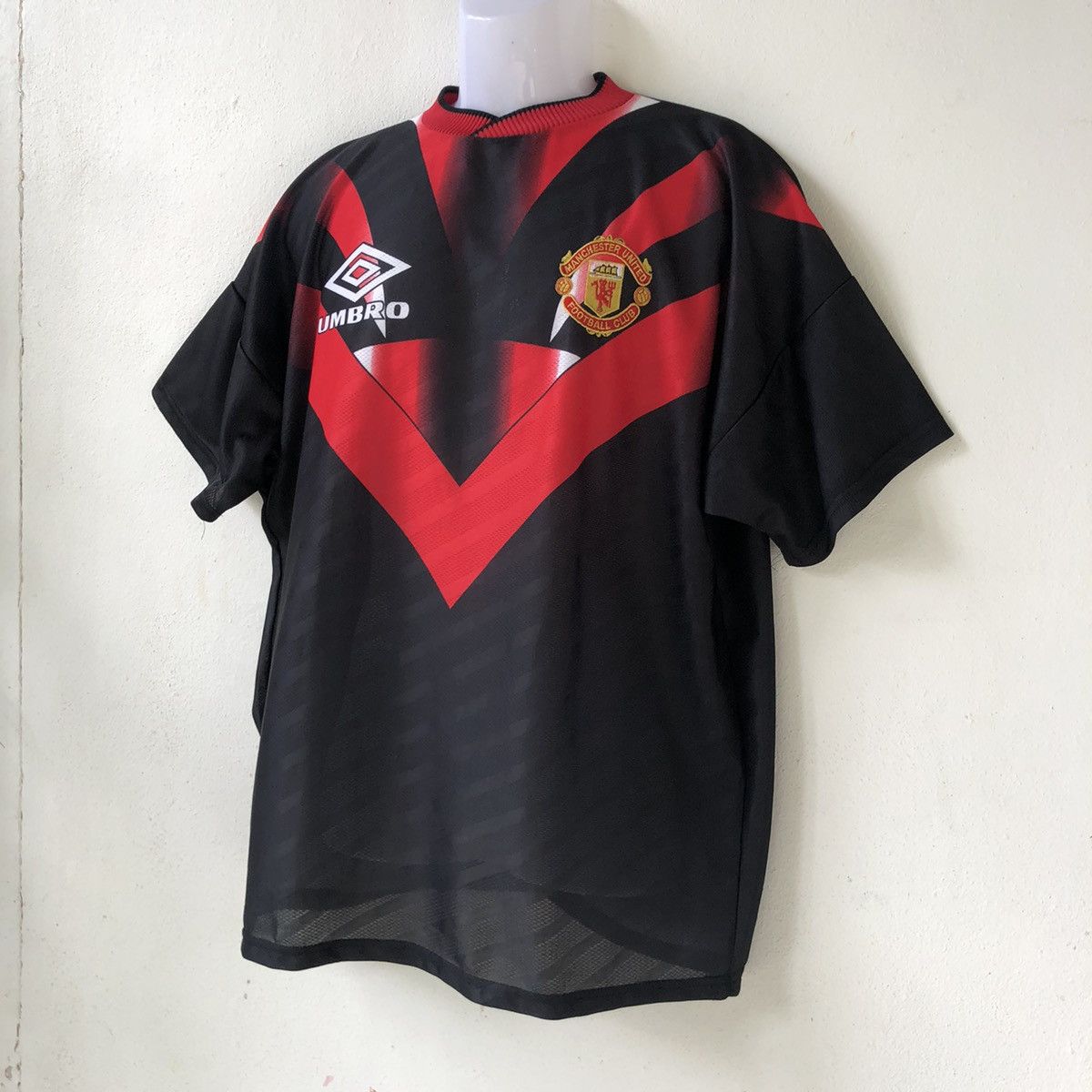 Umbro × Vintage Manchester United 1994 Vintage Umbro Training Jersey Size US L / EU 52-54 / 3 - 2 Thumbnail
