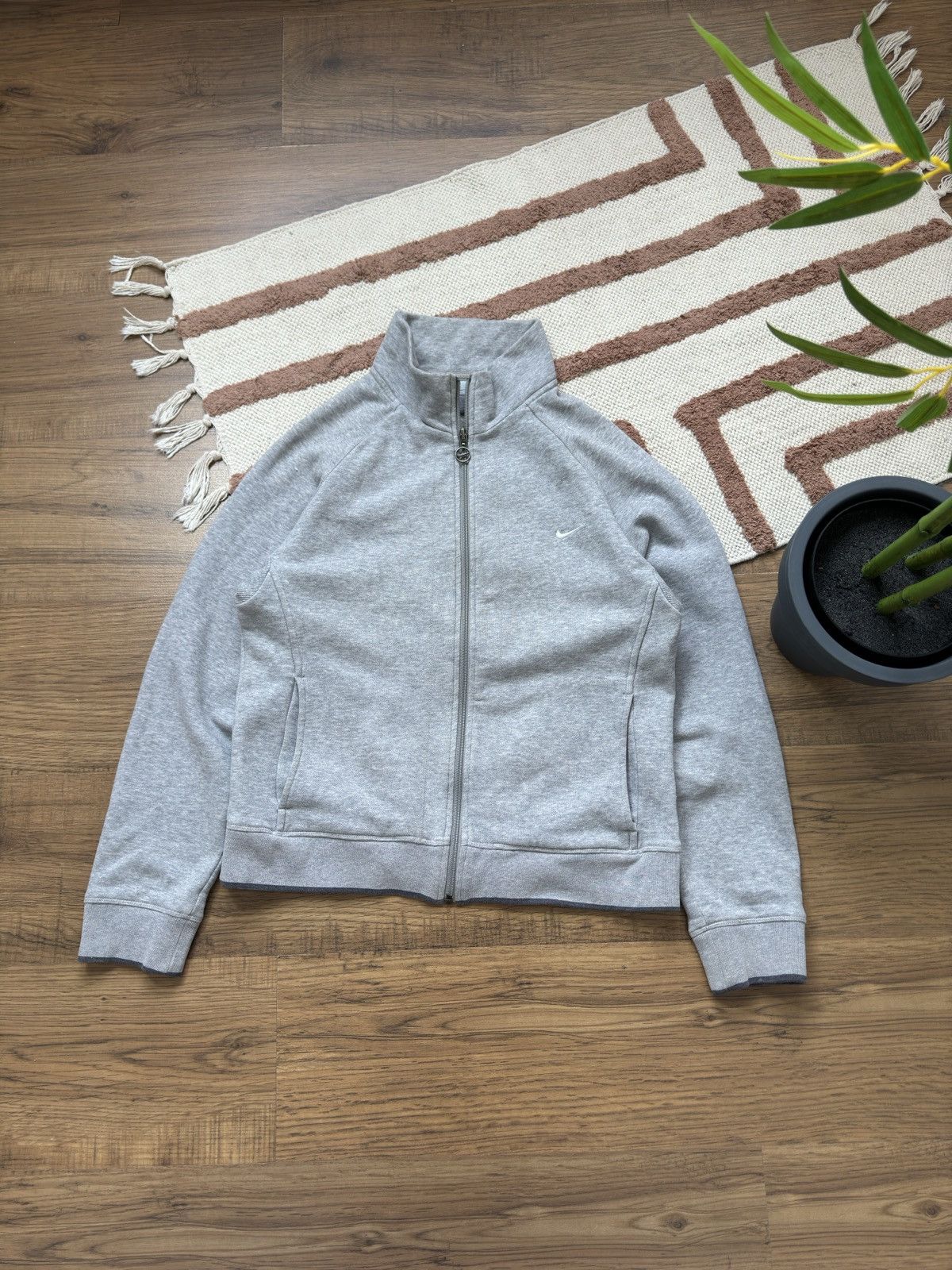 Nike 1990s NIKE MINI SWOOSH ZIP SWEATSHIRT Size L / US 10 / IT 46 - 2 Thumbnail