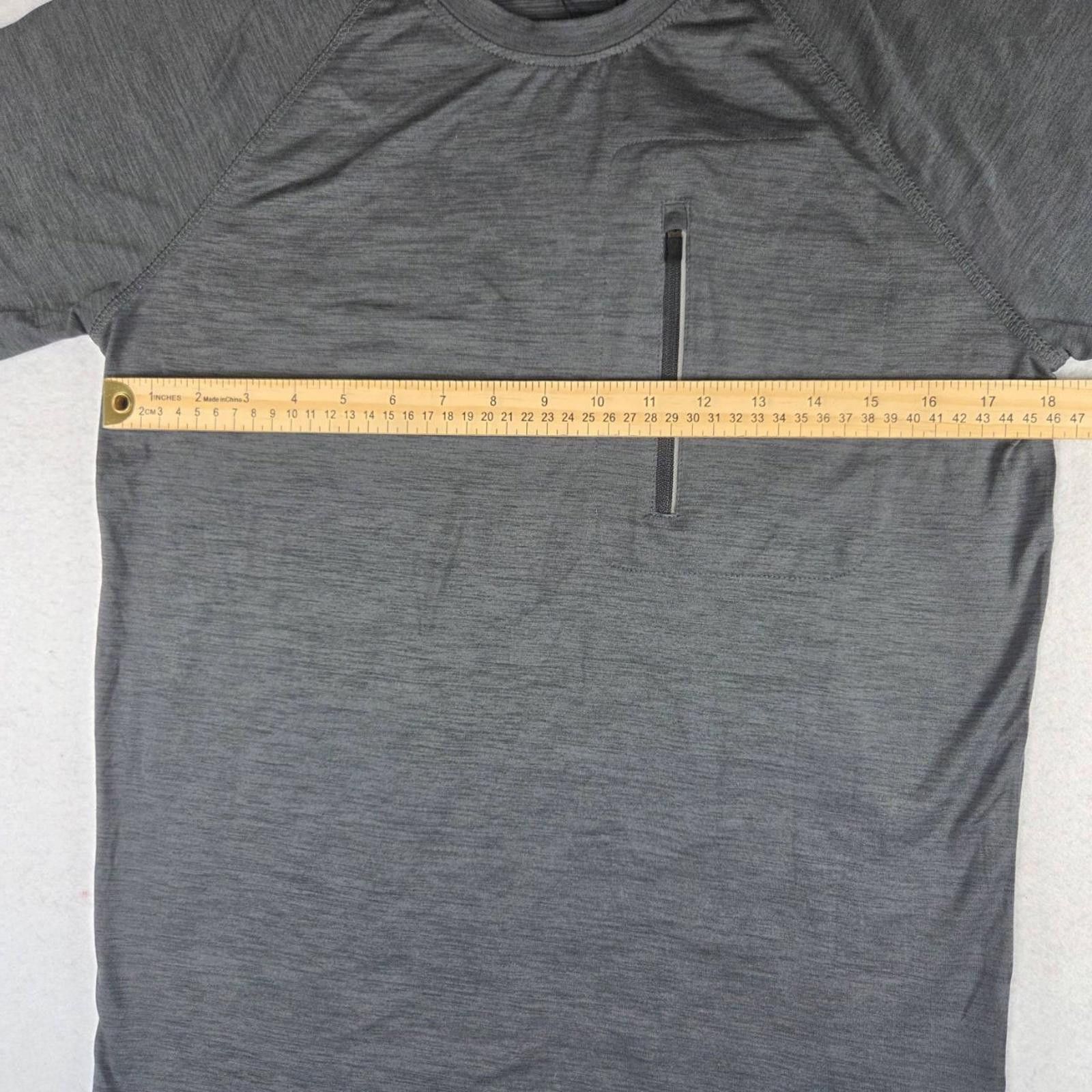 Other NWT Motion Timber Edge Tee Men's Small Grey - FLAWED Size US S / EU 44-46 / 1 - 3 Thumbnail