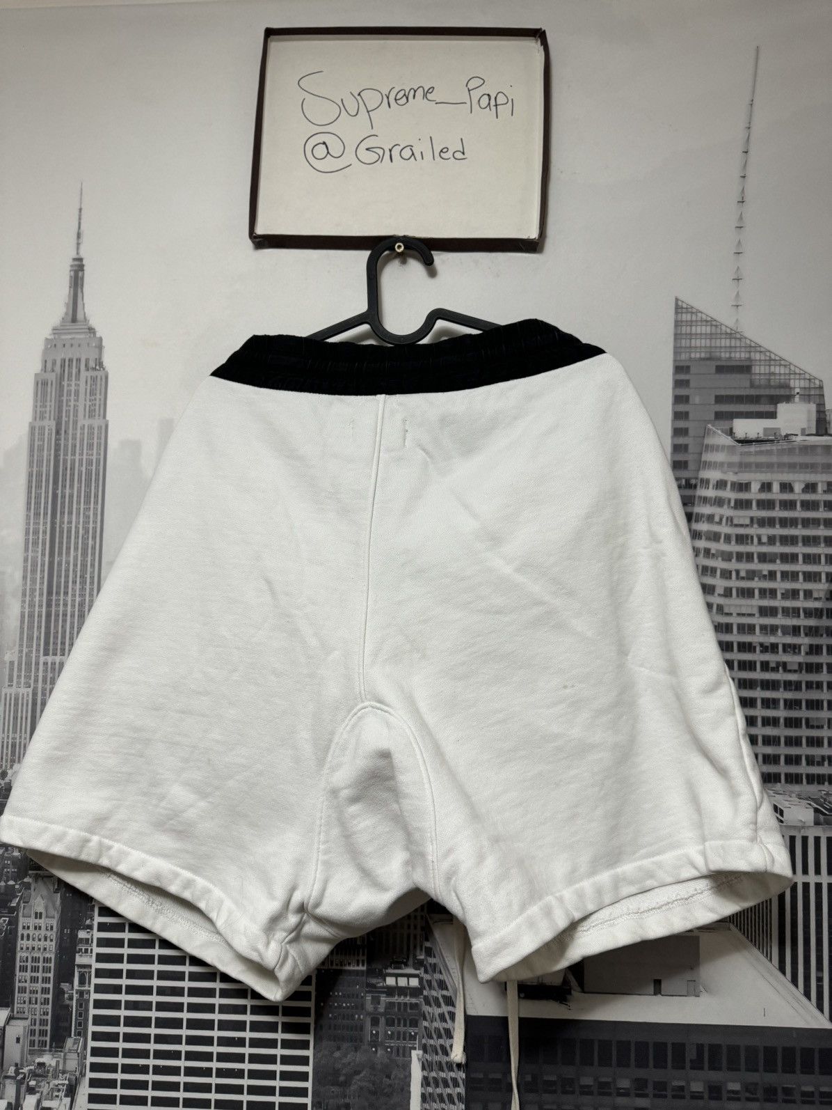 FOG 💥 OG FOG Fear of God Essentials Shorts SZ Large White Size US 34 / EU 50 - 6 Thumbnail