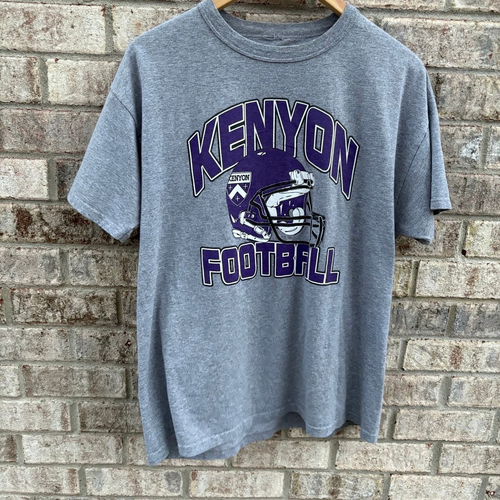 Hanes Vintage high-school football t shirt Size US L / EU 52-54 / 3 - 6 Thumbnail