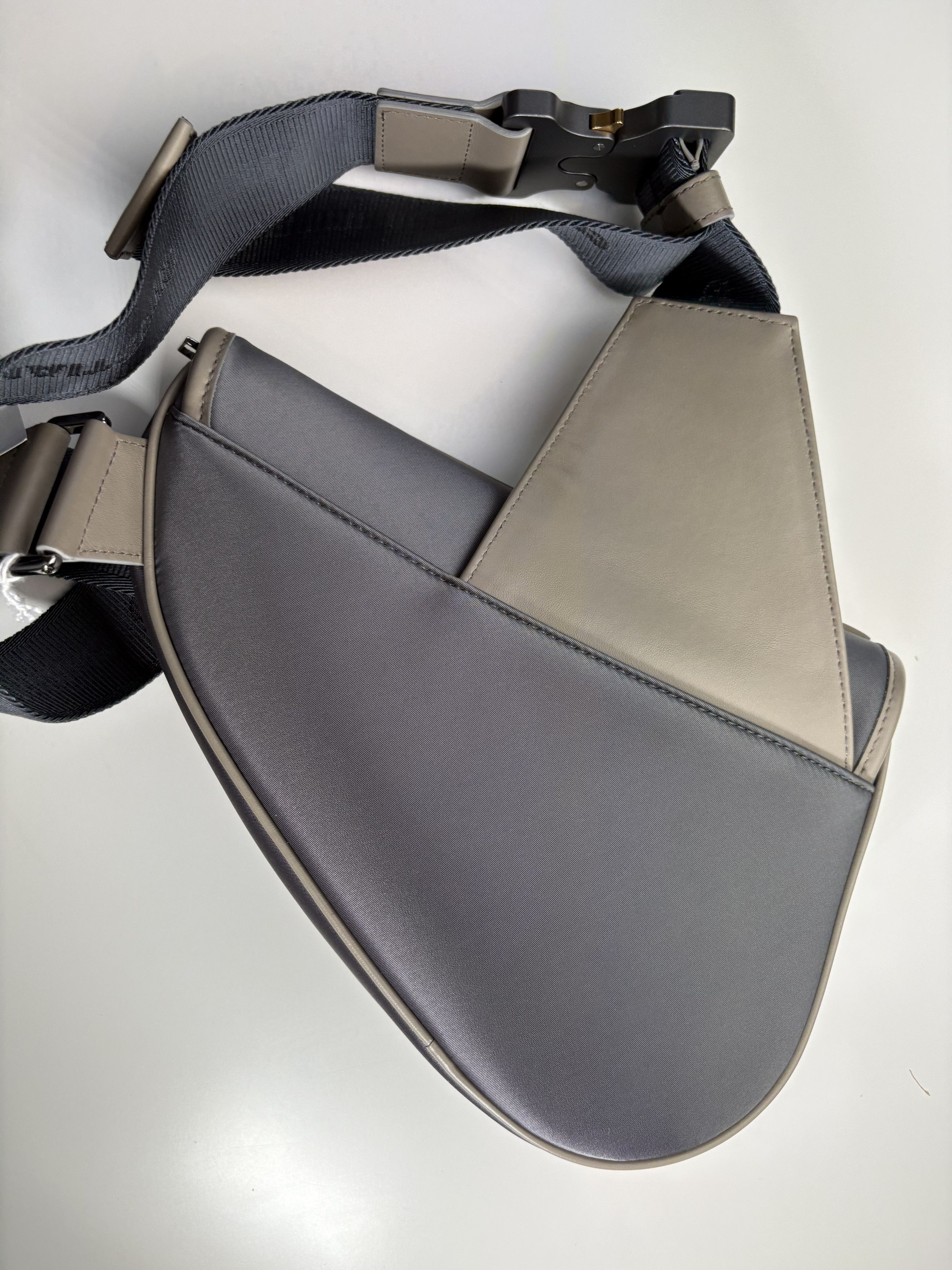 Dior Dior Saddle Bag men’s Sahara Cross Body Bag RRP £3000 Size ONE SIZE - 4 Thumbnail