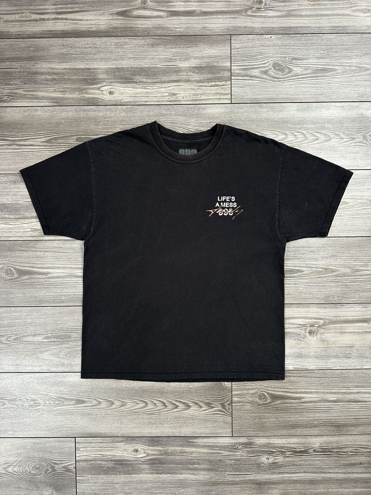 999 Club Juice WRLD & Halsey Life’s A Mess T Shirt Size US XL / EU 56 / 4 - 1 Thumbnail