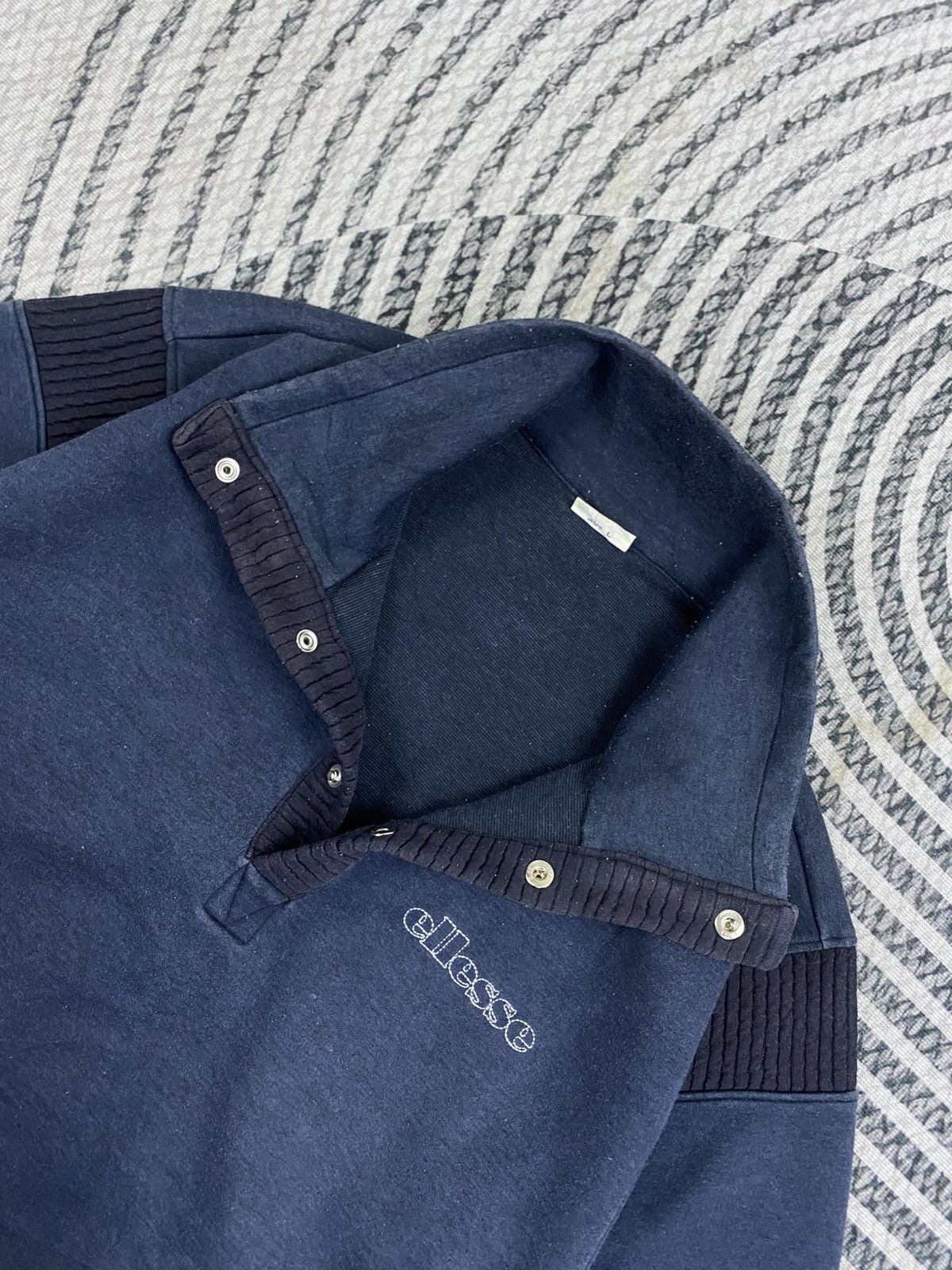 Ellesse Vintage Ellesse Brand Mock Neck With Button Shirt Size US M / EU 48-50 / 2 - 6 Thumbnail