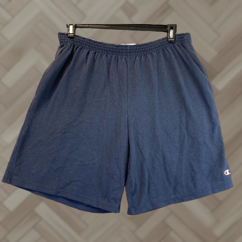 Champion Champion athletic shorts men’s XL blue elastic waist 31-72 / athletic elastic waist Champion 31-72 XL blue shorts men’s athletic Size US 36 / EU 52 - 1 Thumbnail