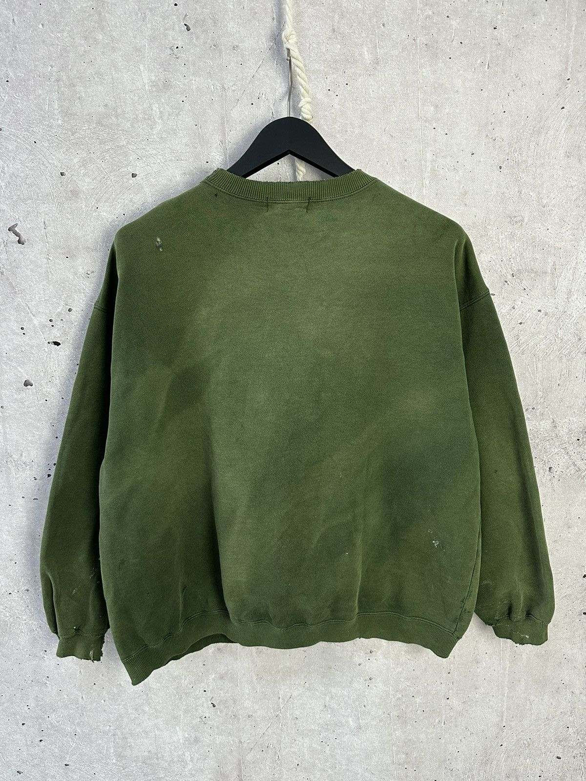 Vintage Y2K Vintage Warner Bros Faded Killed Sweatshirt Size US L / EU 52-54 / 3 - 8 Thumbnail