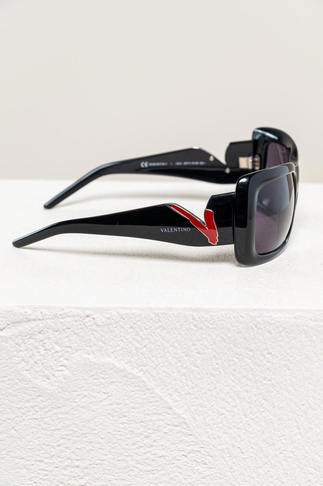 Valentino Valentino Sunglasses with Red V Detailing Size ONE SIZE - 2 Thumbnail