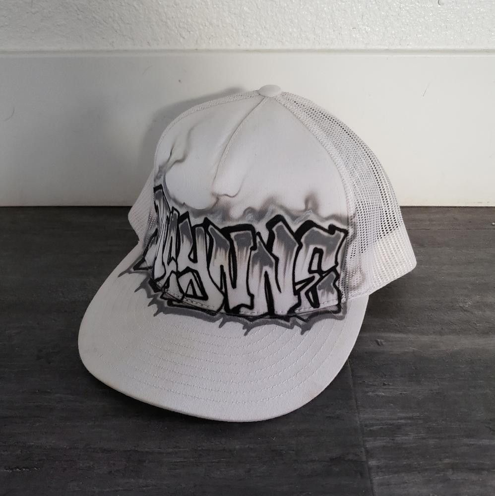 Designer White Black Classics Custom Maynne Lid Size ONE SIZE - 1 Thumbnail