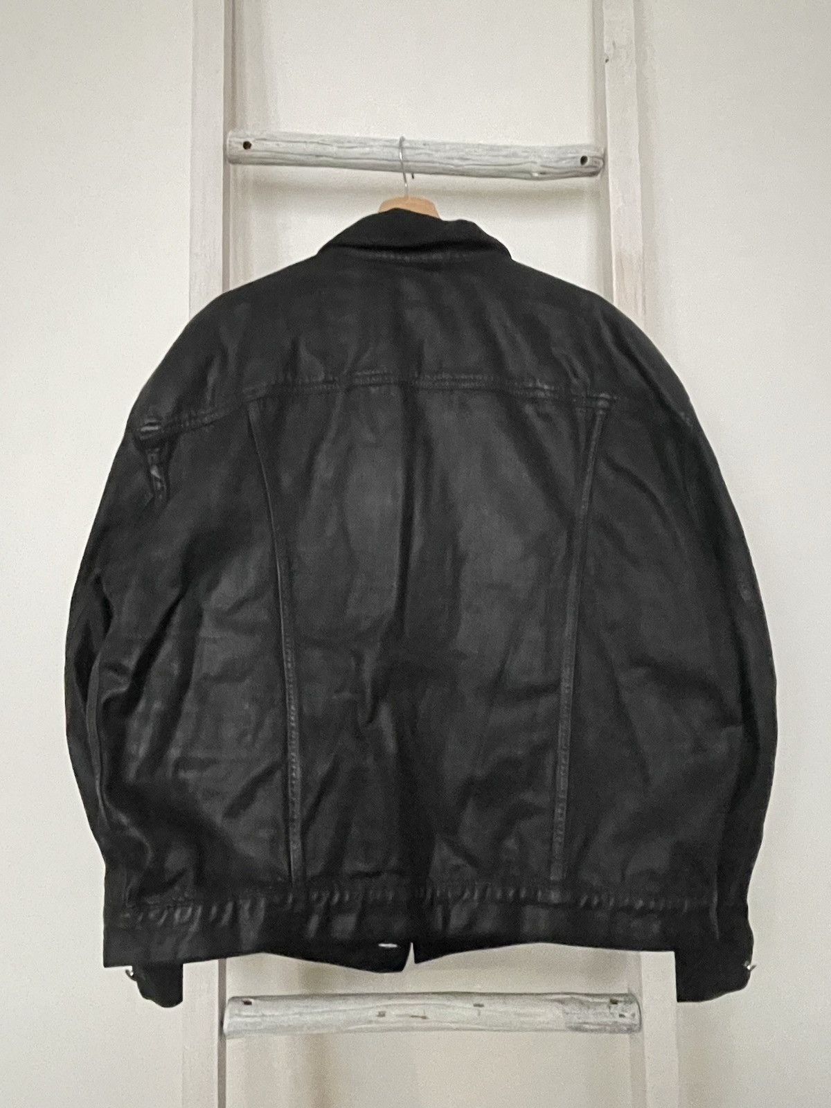 Ann Demeulemeester Ann Demeulemeester waxed denim trucker jacket Size US M / EU 48-50 / 2 - 2 Thumbnail