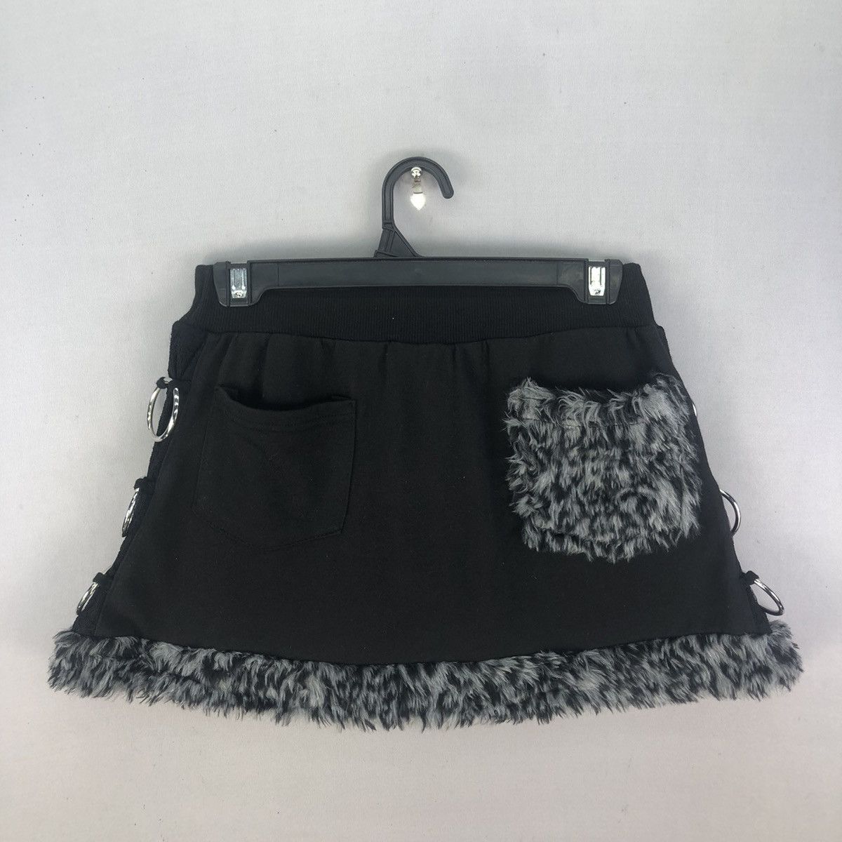 Japanese Brand Dig Deep Leopard Faux Fur Punk Gothic Mini Skirt Size 27" / US 4 / IT 40 - 4 Thumbnail
