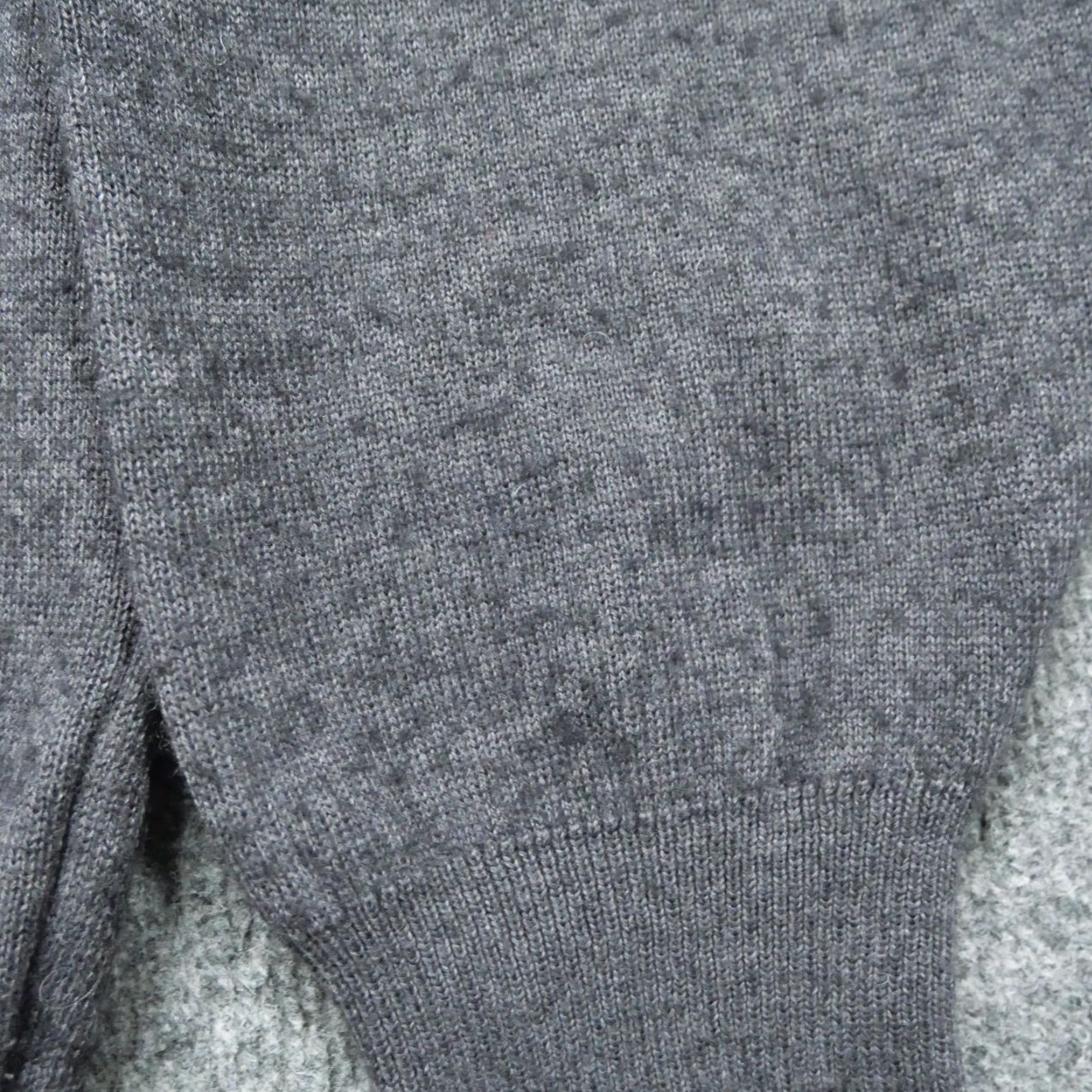 Vintage VINTAGE Massoti Sweater Mens M Gray Merino Wool Blend Pullover Italian Made 90s Casual Crew Neck Knit Pullover Massoti Mens Size M Gray Wool Blend UK? Size US M / EU 48-50 / 2 - 3 Thumbnail
