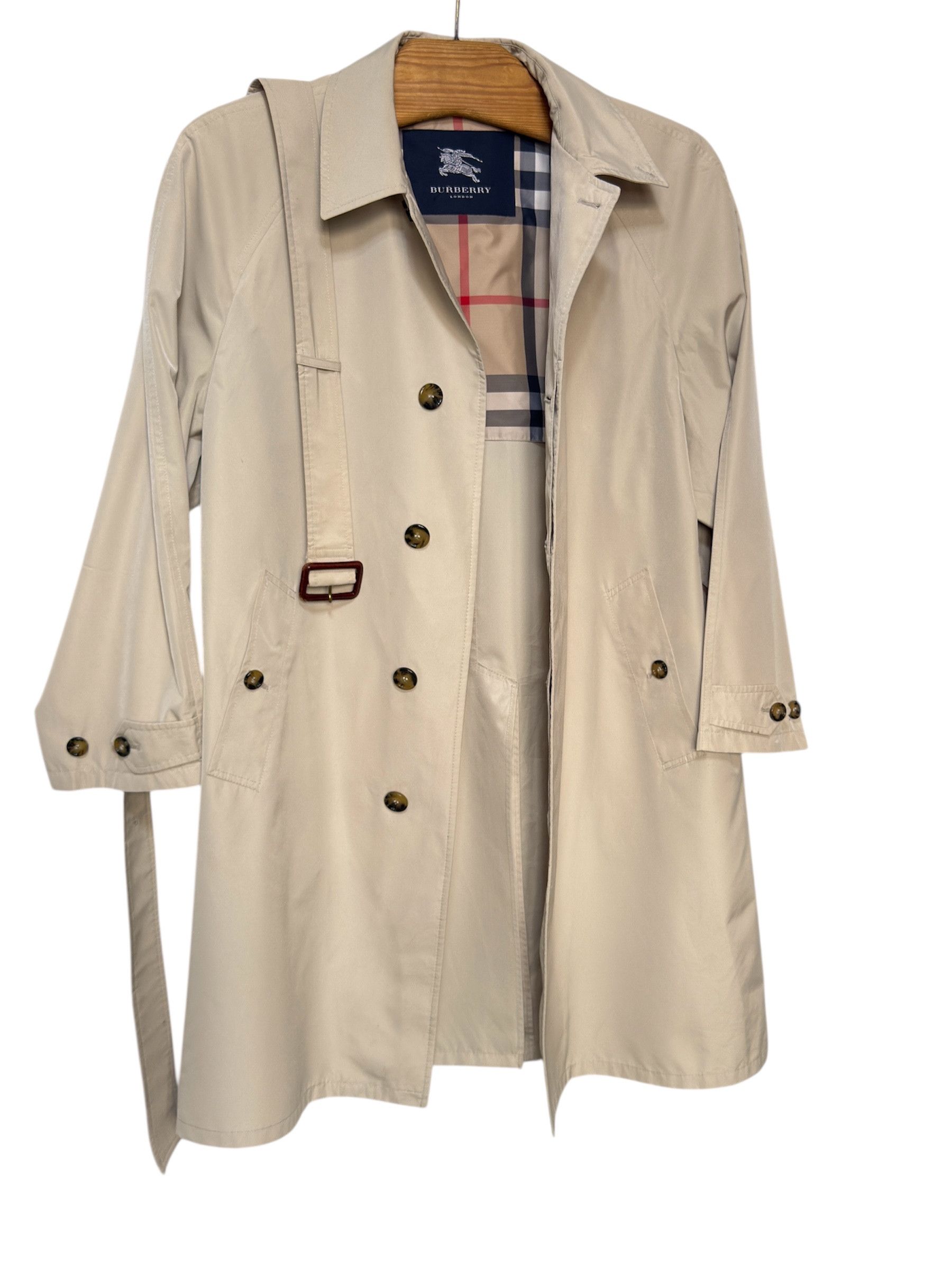 Burberry New🔥 burberry trench beige single breasted novacheck 52it Size US L / EU 52-54 / 3 - 1 Thumbnail
