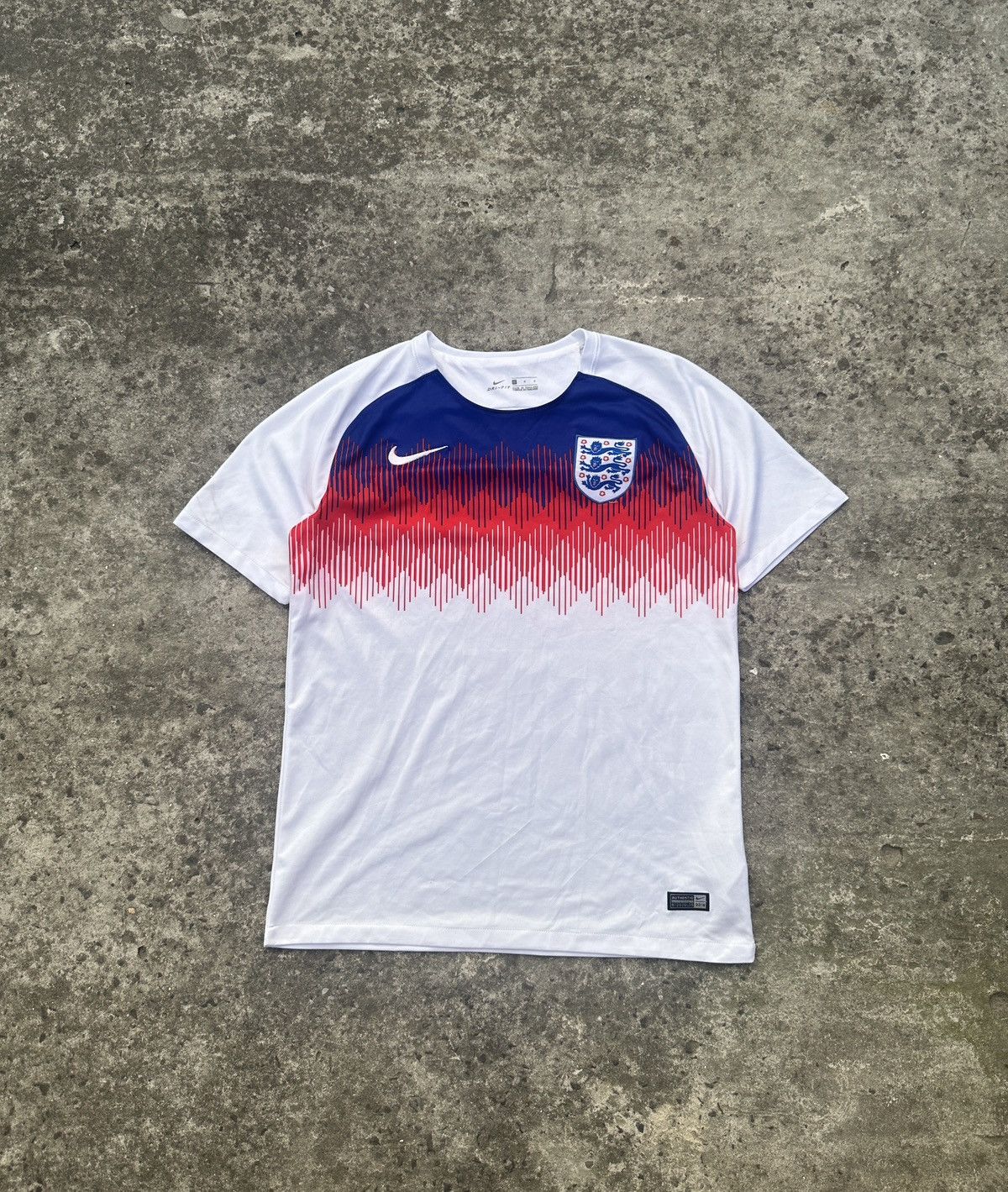 Nike Nike England Soccer Jersey Blokecore Rare Casual Style L Size US L / EU 52-54 / 3 - 1 Thumbnail