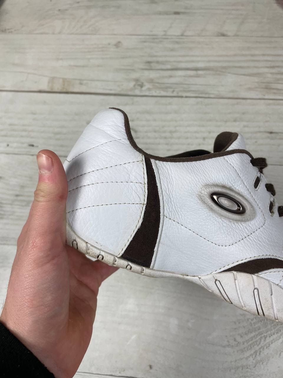 Oakley Vintage Oakley Tenis Leather Shoes Metal Logo Sneakers Size US 9 / EU 42 - 10 Thumbnail