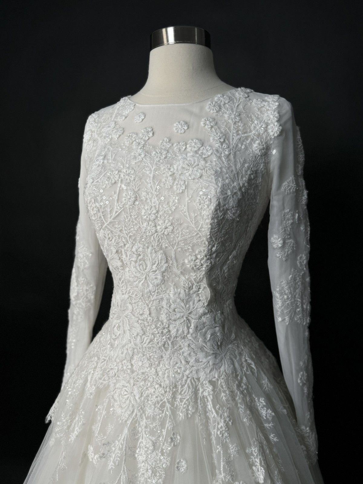Other Preloved US 6 Anna Augusta Long Sleeve Wedding Dress Size M / US 6-8 / IT 42-44 - 5 Thumbnail