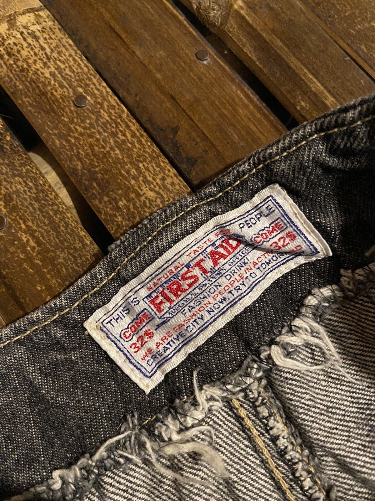 Japanese Brand FIRSTAID BODAGE DENIM PANTS Size 28" / US 6 / IT 42 - 7 Thumbnail