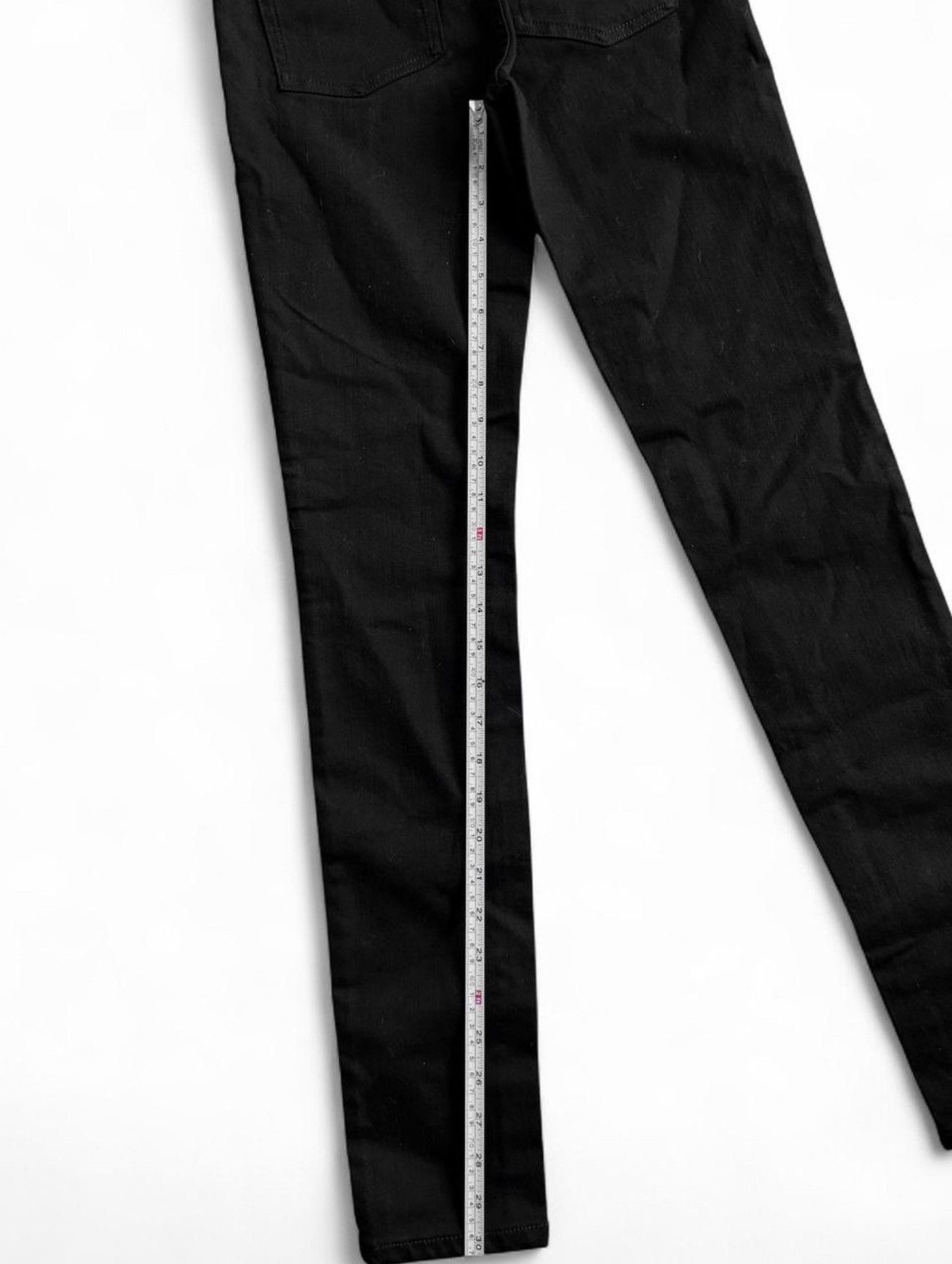 Acne Studios Acne Studios black high-waisted pin black jeans 26/32 Size 26" / US 2 / IT 38 - 7 Thumbnail