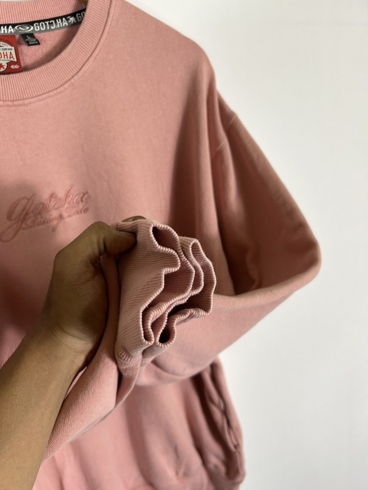 Gotcha 🔥Gotcha Surfingwear Sweatshirt Peach Colour - L Size US L / EU 52-54 / 3 - 9 Thumbnail