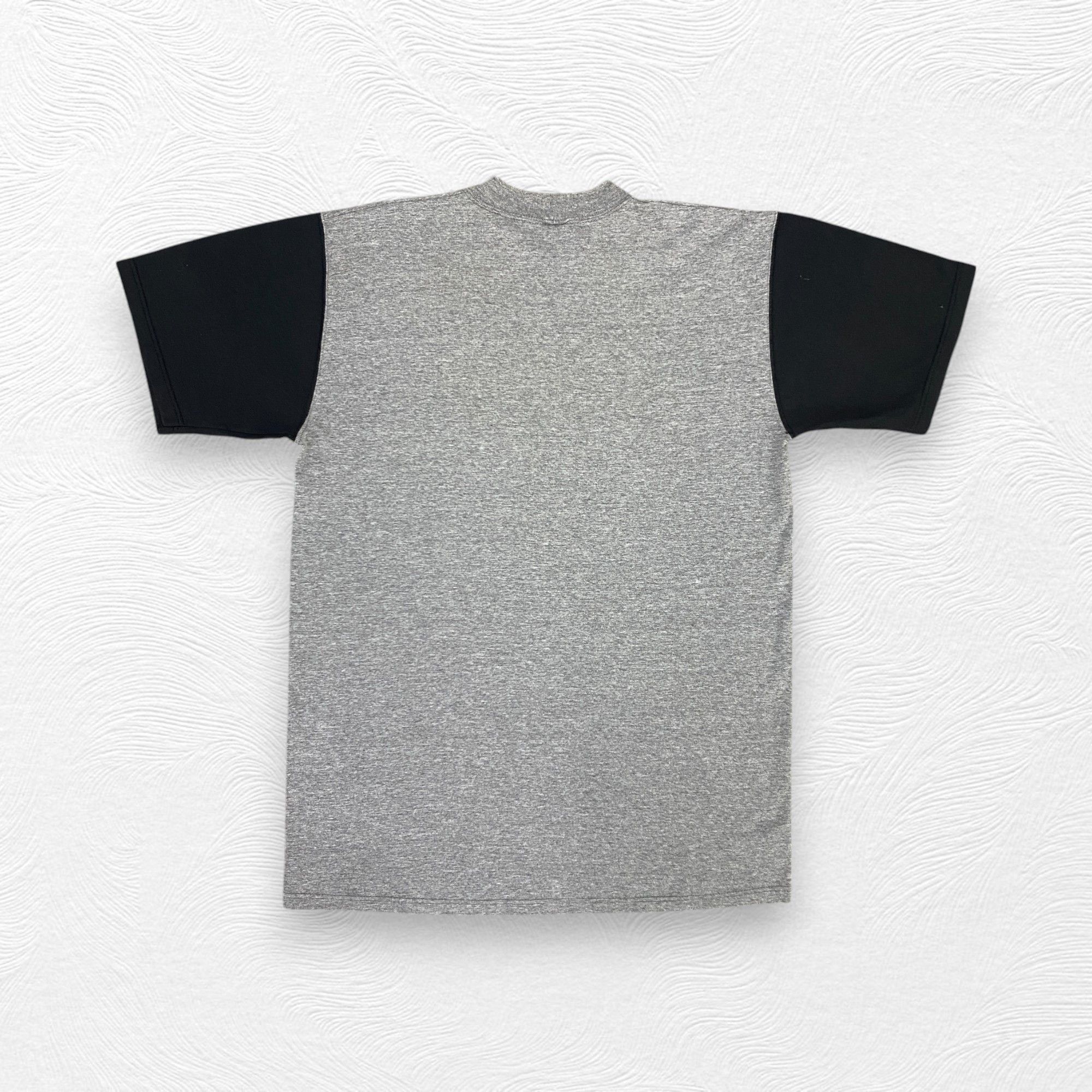 Mickey Mouse Vintage Mickey Mouse Made in USA Raglan Tshirt - J085 Size US M / EU 48-50 / 2 - 2 Thumbnail