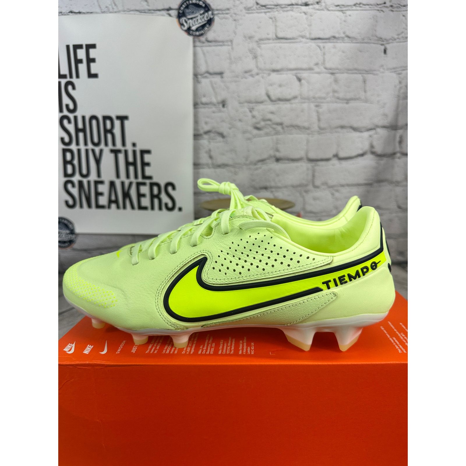 Nike Nike Tiempo Legend 9 Pro FG Soccer Shoes Womens 5.5 Volt Size US 5.5 / IT 35.5 - 3 Thumbnail