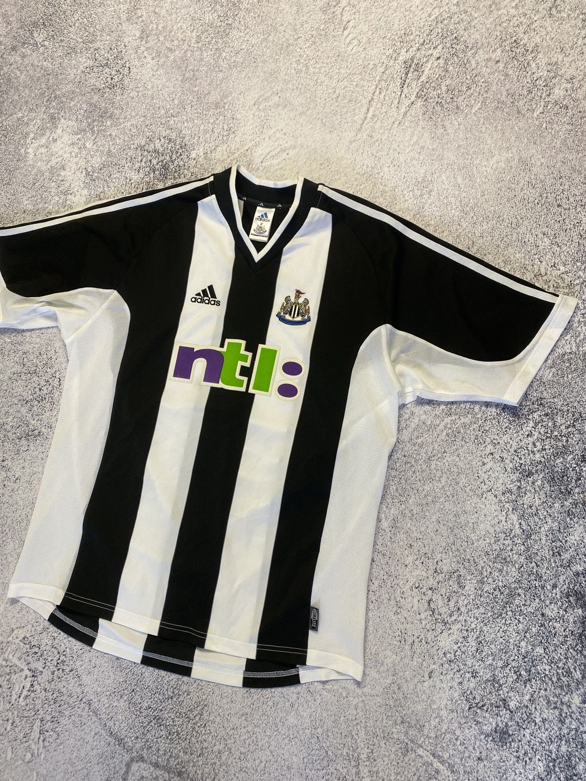Adidas × Vintage Vintage Newcastle United 2001-2003 Adidas Soccer Jersey Size US L / EU 52-54 / 3 - 2 Thumbnail
