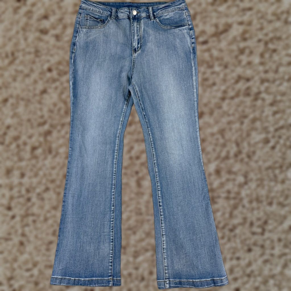 Shein SheIn Jeans Adult 28 Blue Denim Flared High Rise Cotton Embroidered 28x28 Zipper Button 5-Pocket Medium Womens Size 28" / US 6 / IT 42 - 1 Thumbnail