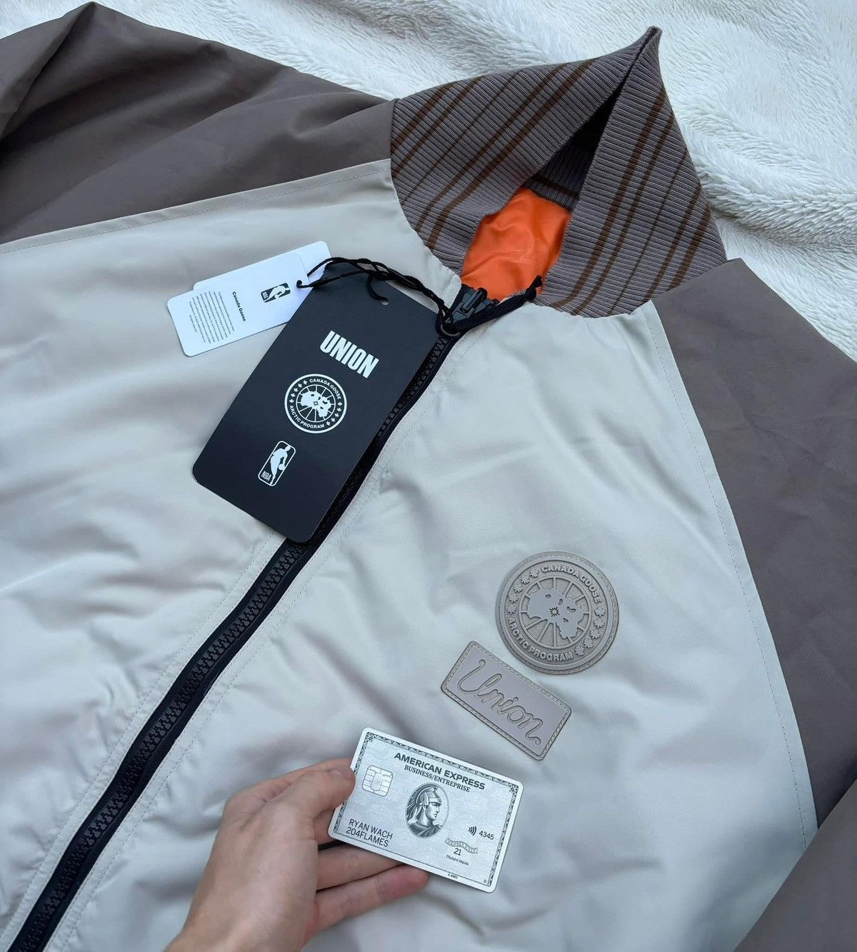 Canada Goose Canada Goose x NBA x Union Brown/Tan Bullard Bomber Jacket Size US XXL / EU 58 / 5 - 2 Thumbnail