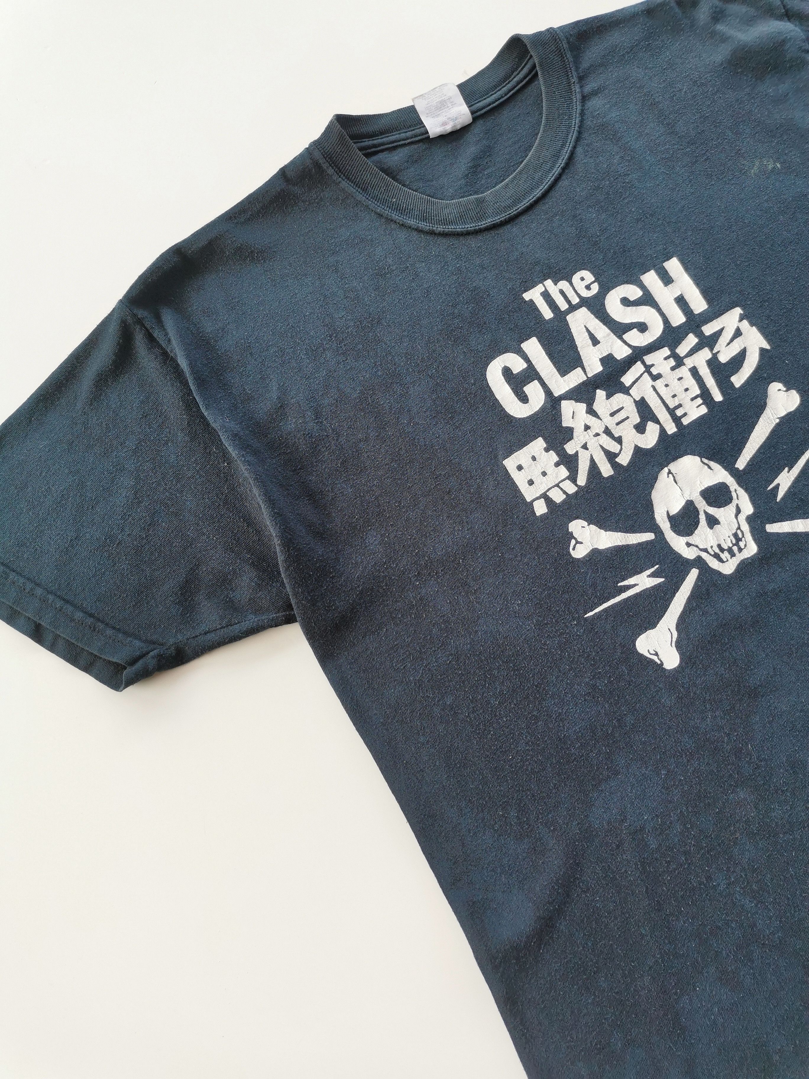 Band Tees Vintage The Clash Band Tshirt Size US M / EU 48-50 / 2 - 3 Thumbnail