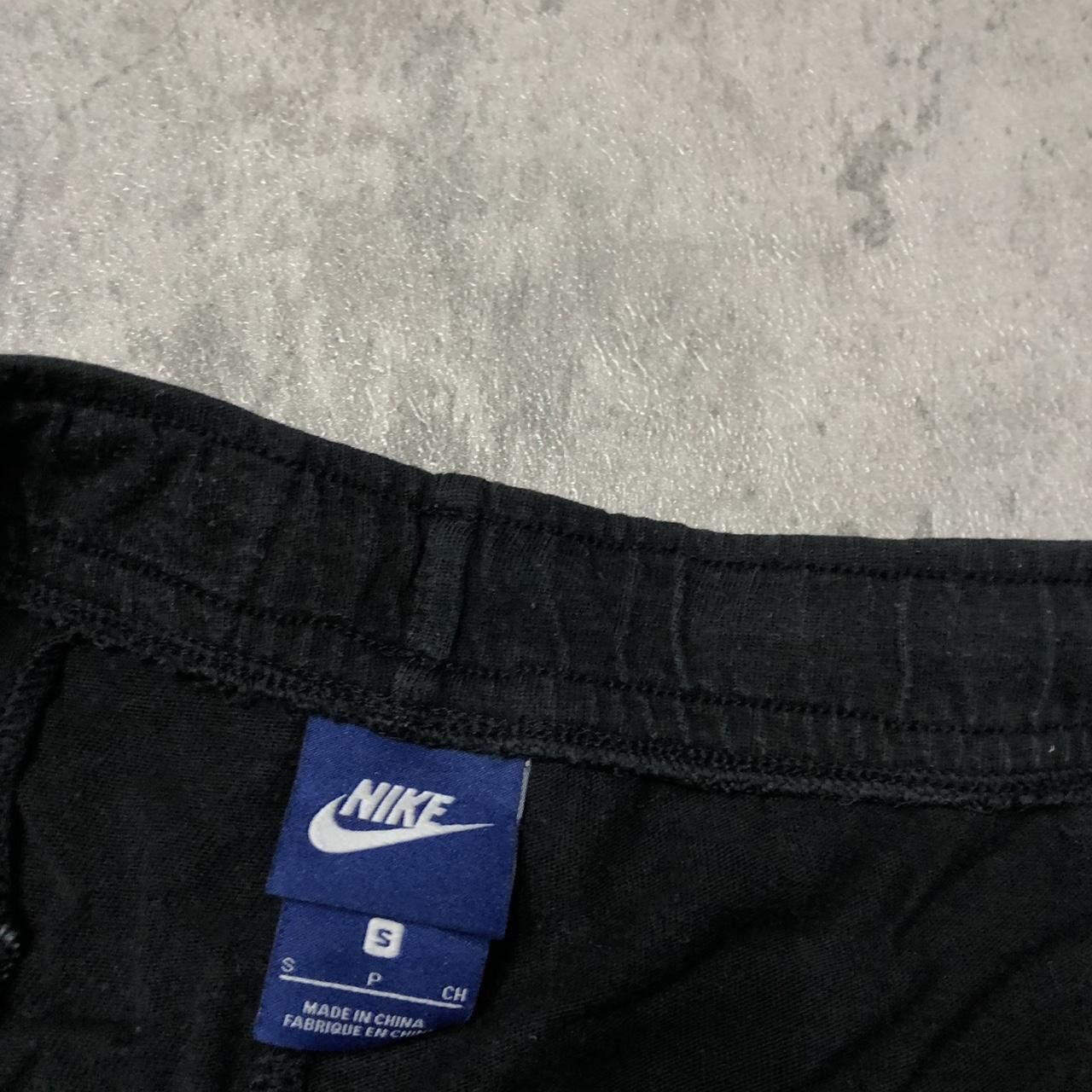 Nike Black Nike sweat shorts sportswear Size US 30 / EU 46 - 4 Thumbnail