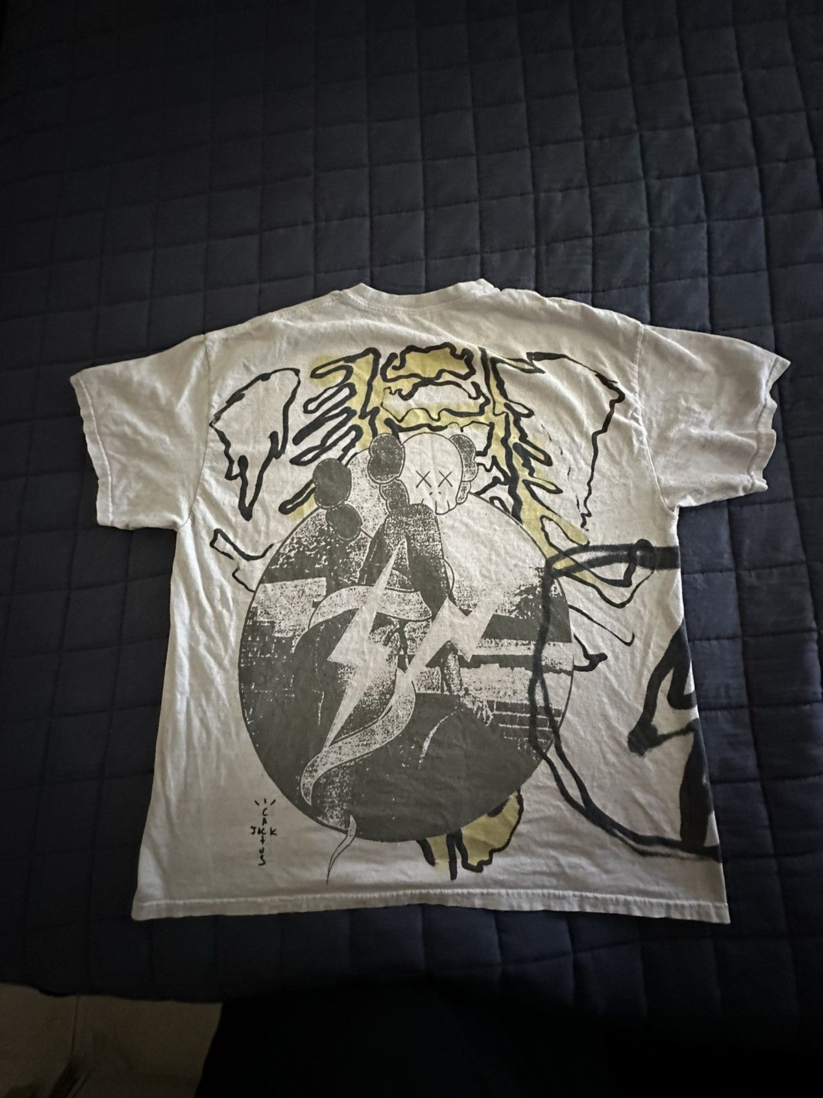 Fragment Design × Kaws × Travis Scott Travis Scott X Kaws X Fragment tee Size US L / EU 52-54 / 3 - 2 Thumbnail