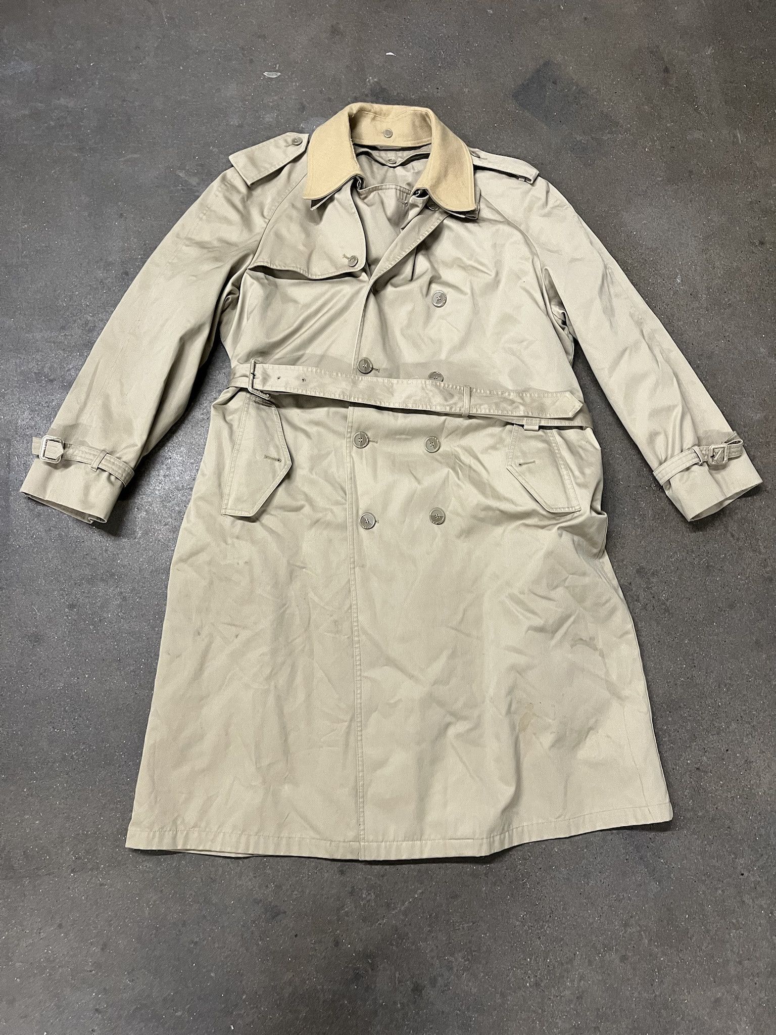 Carhartt × Vintage Vintage Tan Double Breasted Removable Liner Overcoat Size 46 Long Size US L / EU 52-54 / 3 - 1 Thumbnail