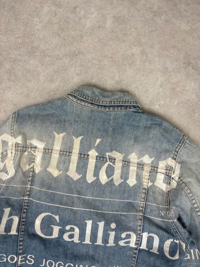 John Galliano AW2011 John Galliano Light Blue Denim Gazette Magazine Denim Jacket Size US L / EU 52-54 / 3 - 6 Thumbnail