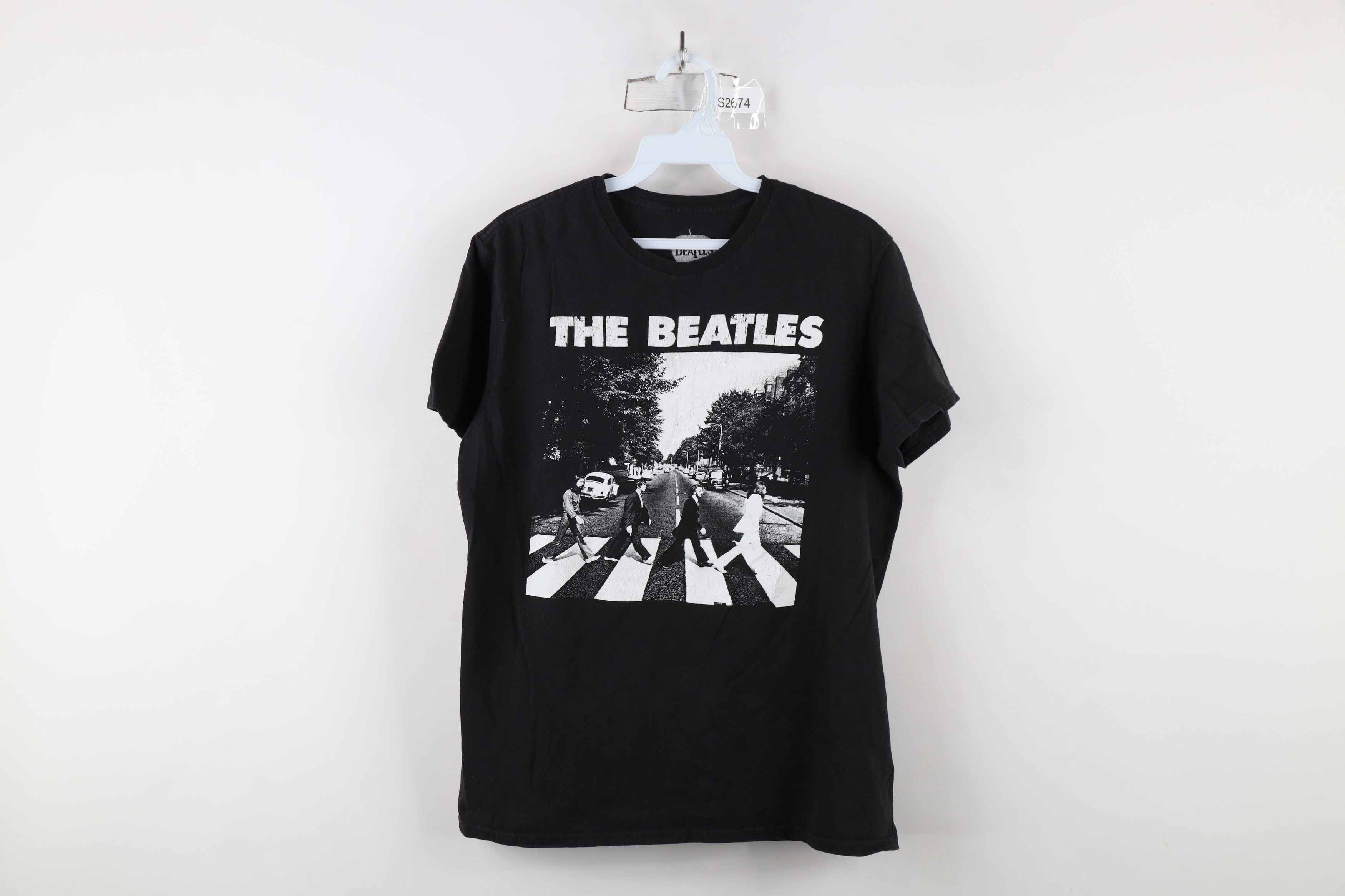 Vintage Retro Y2K Spell Out Abbey Road The Beatles Band T-Shirt Size M / US 6-8 / IT 42-44 - 1 Thumbnail