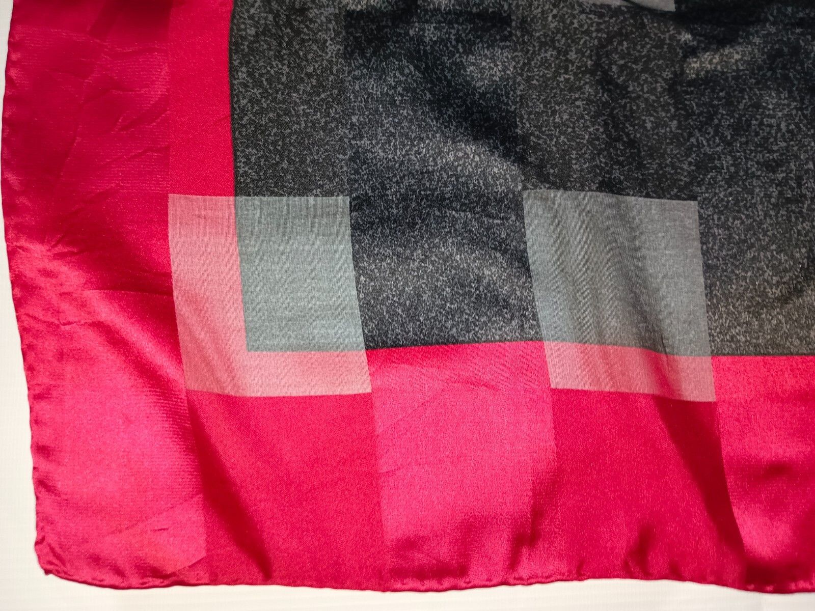 Gianfranco Ferre GIANFRANCO FERRE Italy Large Woman Black Red Pink Silk Scarf Size ONE SIZE - 8 Thumbnail
