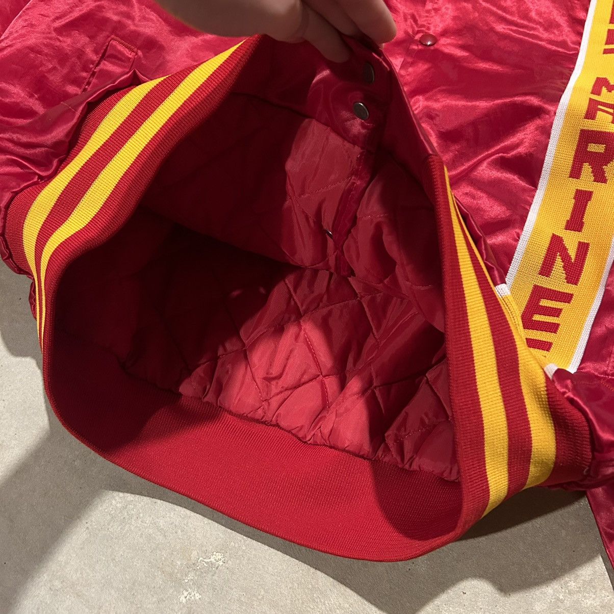 Vintage Crazy Vintage 80s US Marines Swingster Satin Bomber Jacket Size US XL / EU 56 / 4 - 5 Thumbnail