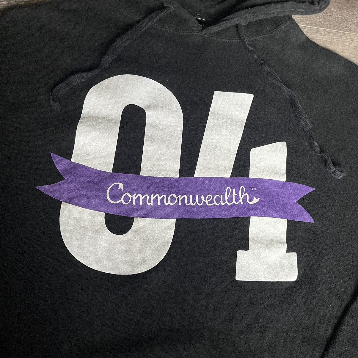 Cmonwealth Commonwealth FTGG 10 Year Anniversary Logo Pullover Hoodie Size US M / EU 48-50 / 2 - 5 Thumbnail