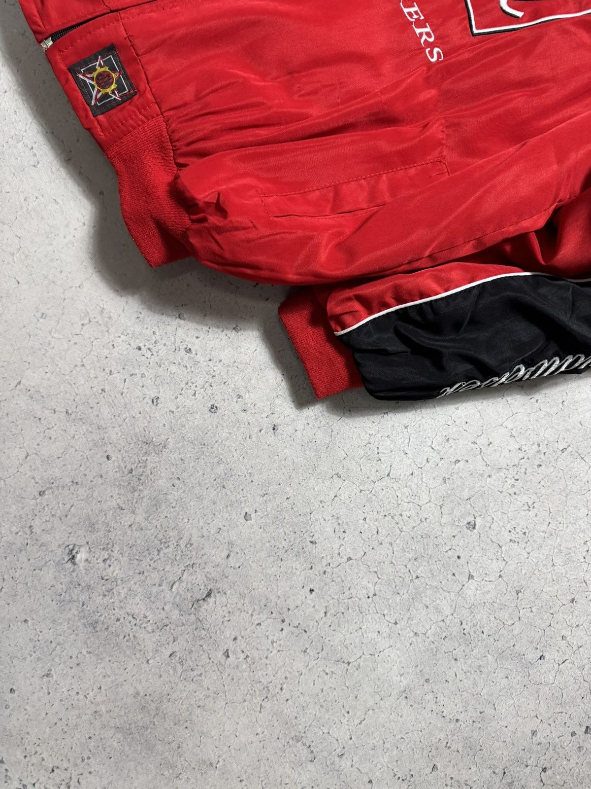 Vintage Bud Racing Nascar Bomber Jacket Size M Red Size US M / EU 48-50 / 2 - 3 Thumbnail
