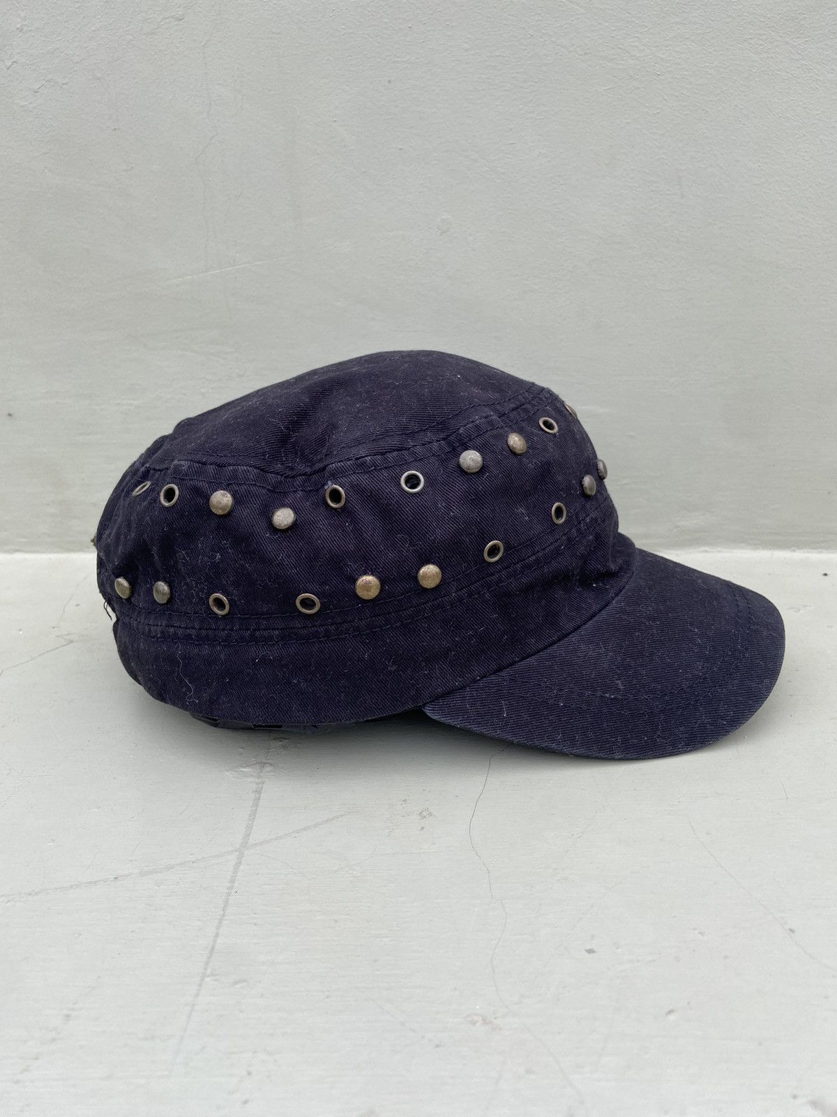 If Six Was Nine 2000s punk patrol hat studded with studs and holes Size ONE SIZE - 2 Thumbnail