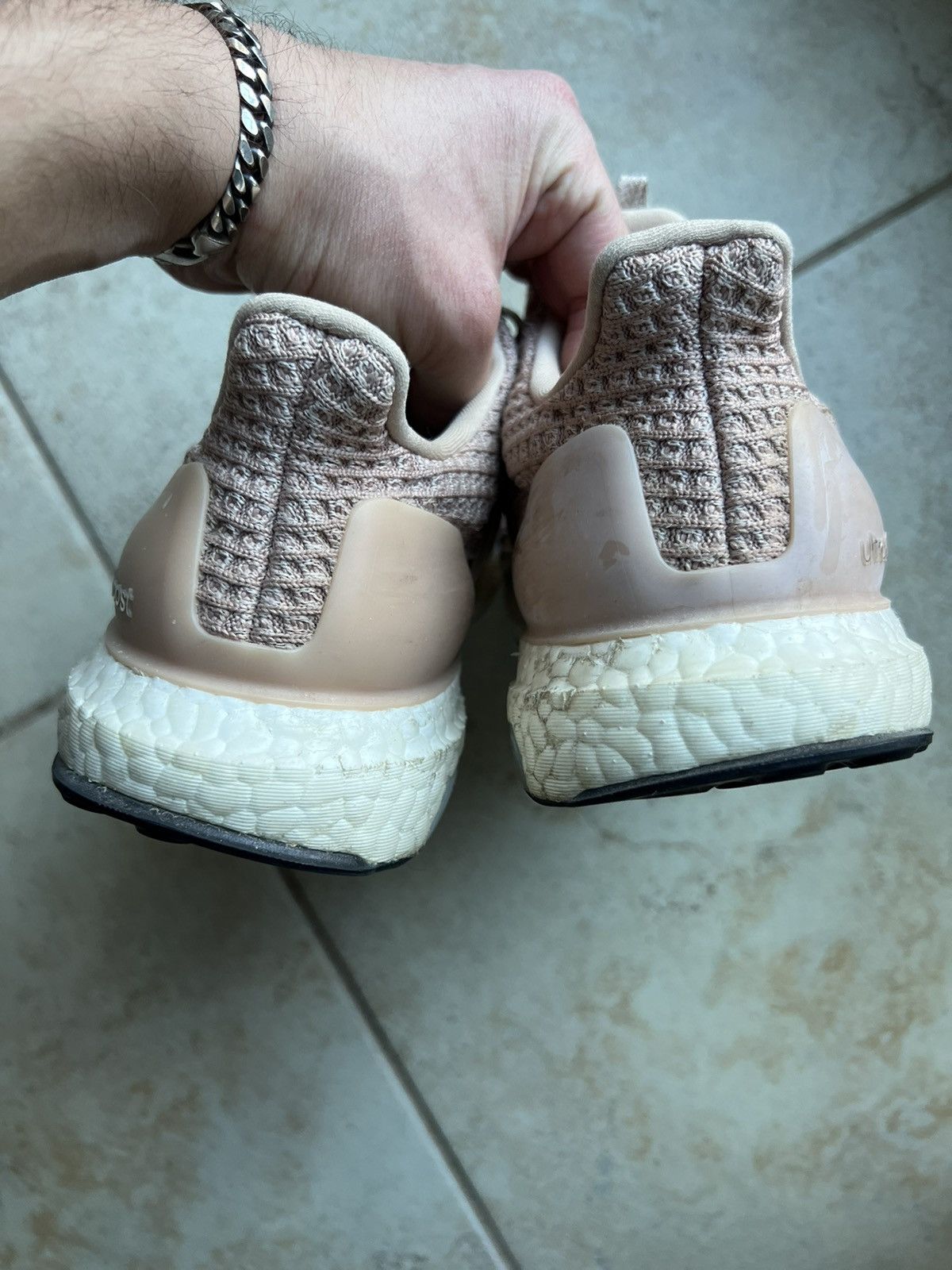 Adidas Ultra Boost Ash Peach (Missing Insoles) Size US 9.5 / IT 39.5 - 12 Thumbnail