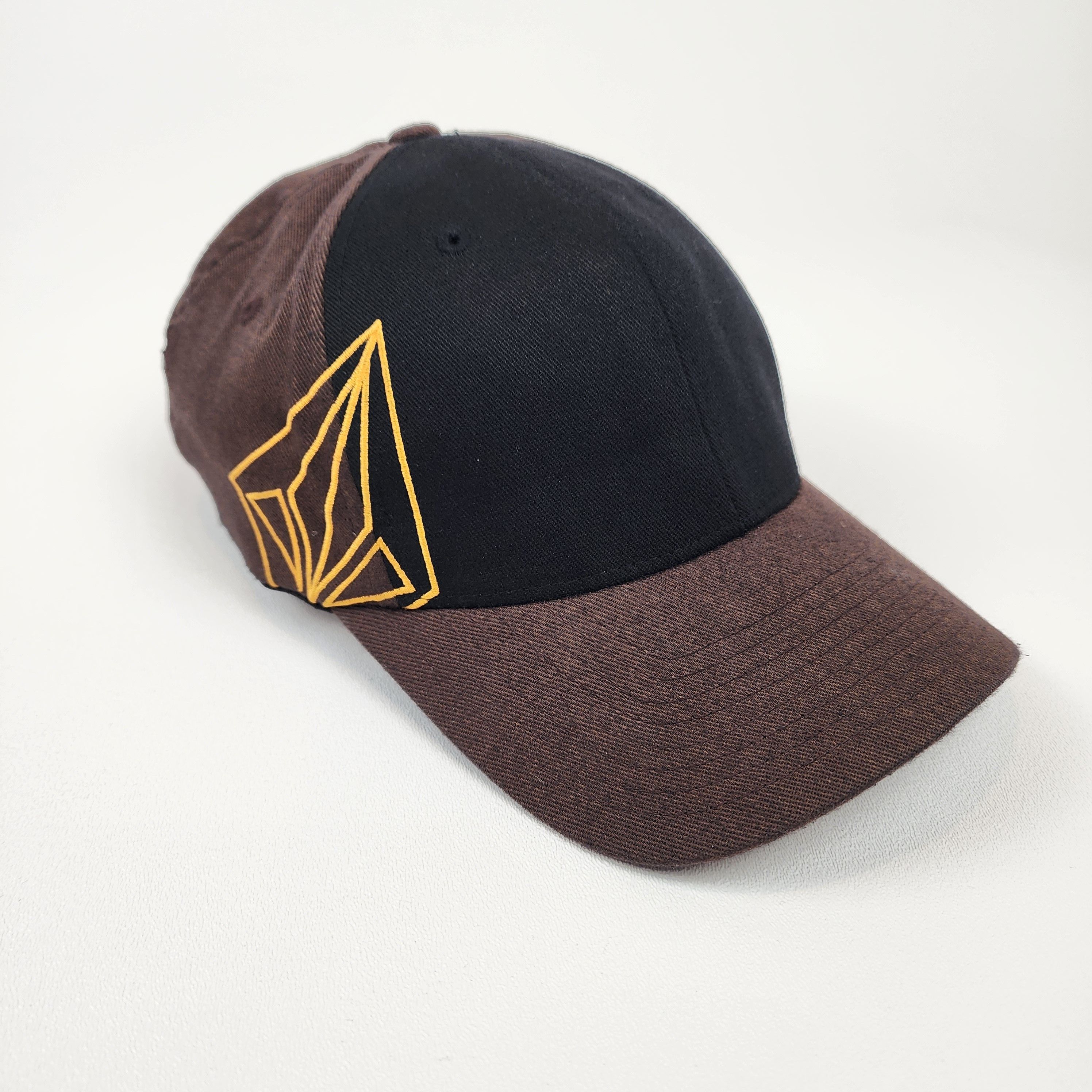 Volcom Y2K Volcom Stone Flexfit Hat Brown Black Skate Cap S/M Size ONE SIZE - 2 Thumbnail