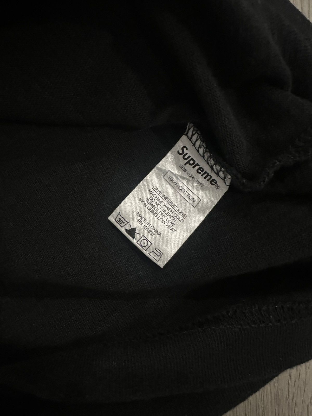Supreme supreme black T shirt Size US L / EU 52-54 / 3 - 5 Thumbnail