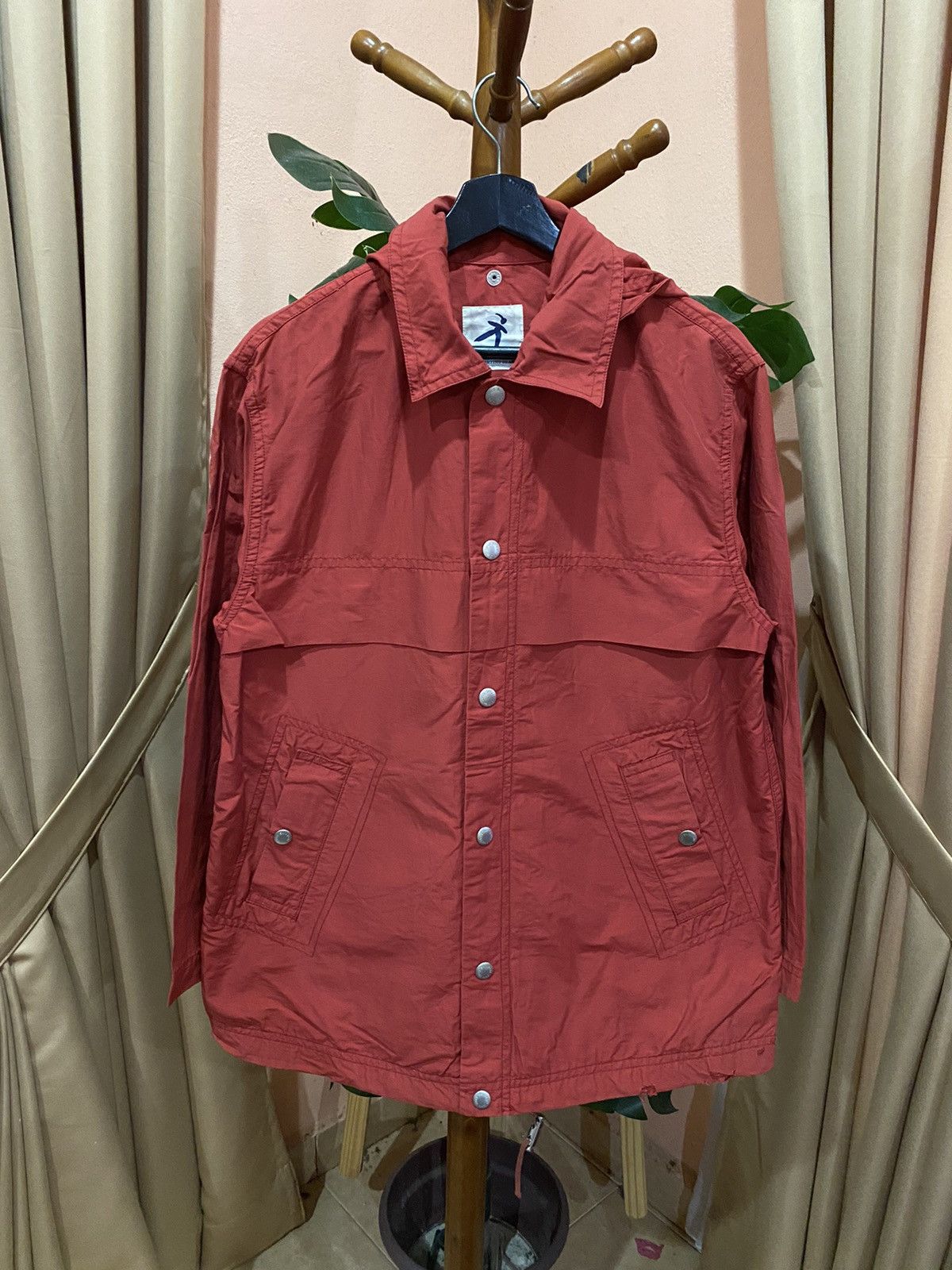 Hai Sporting Gear Vintage HAI Sporting Gear Red Nylon Windbreaker Size US M / EU 48-50 / 2 - 1 Thumbnail