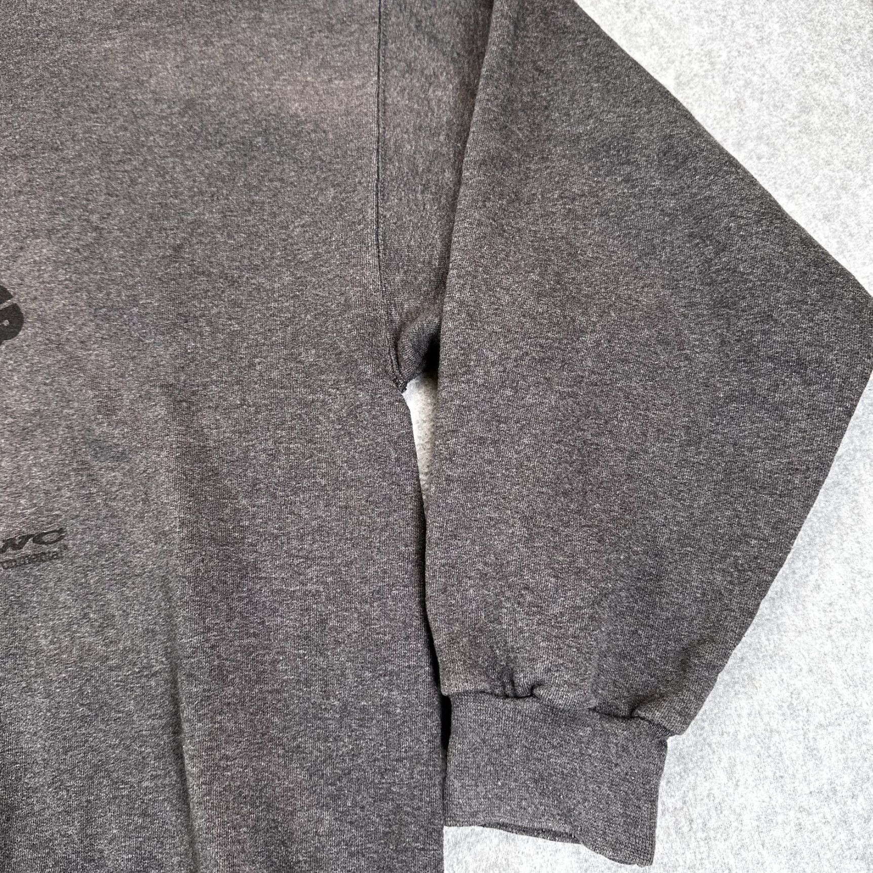Hanes VINTAGE Hanes Sweatshirt Mens XL Gray Fleece Graphic Crewneck Muffin Monster 90s Size US XL / EU 56 / 4 - 6 Thumbnail