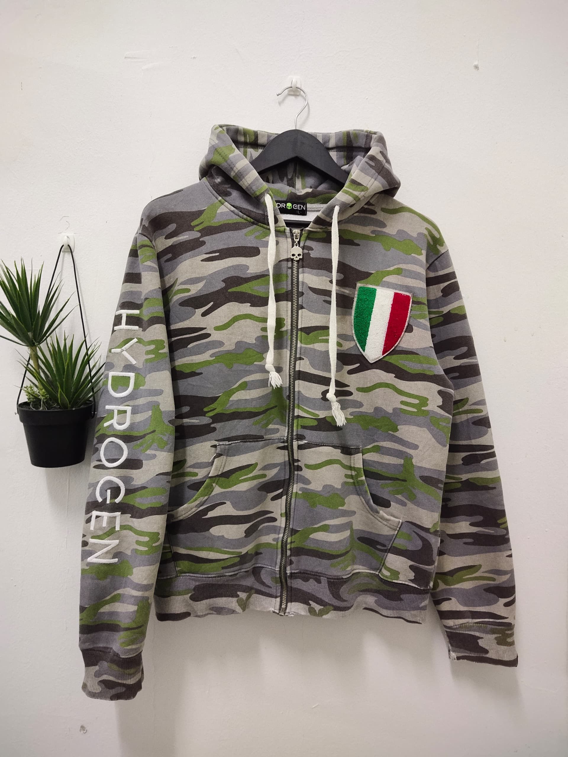HYDROGEN Hydrogen Hoodie Camo army design streetwear ziper Size US L / EU 52-54 / 3 - 1 Thumbnail