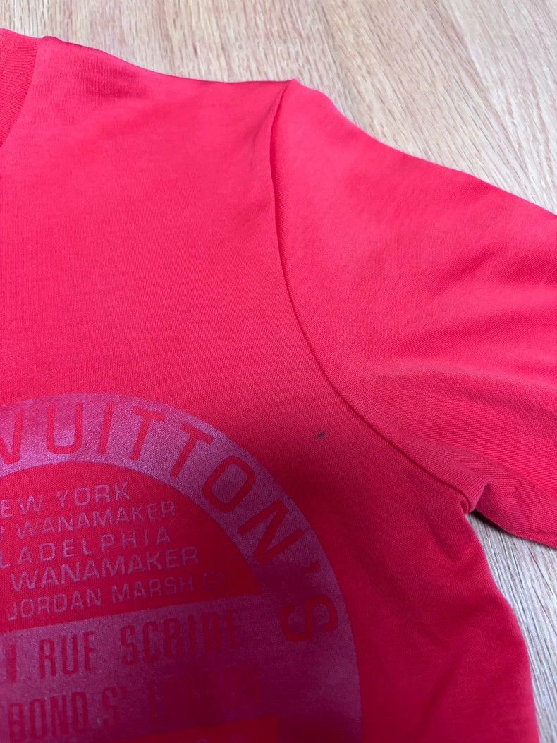 Louis Vuitton Louis Vuitton Red short-sleeved T-shirt Size US XS / EU 42 / 0 - 4 Thumbnail