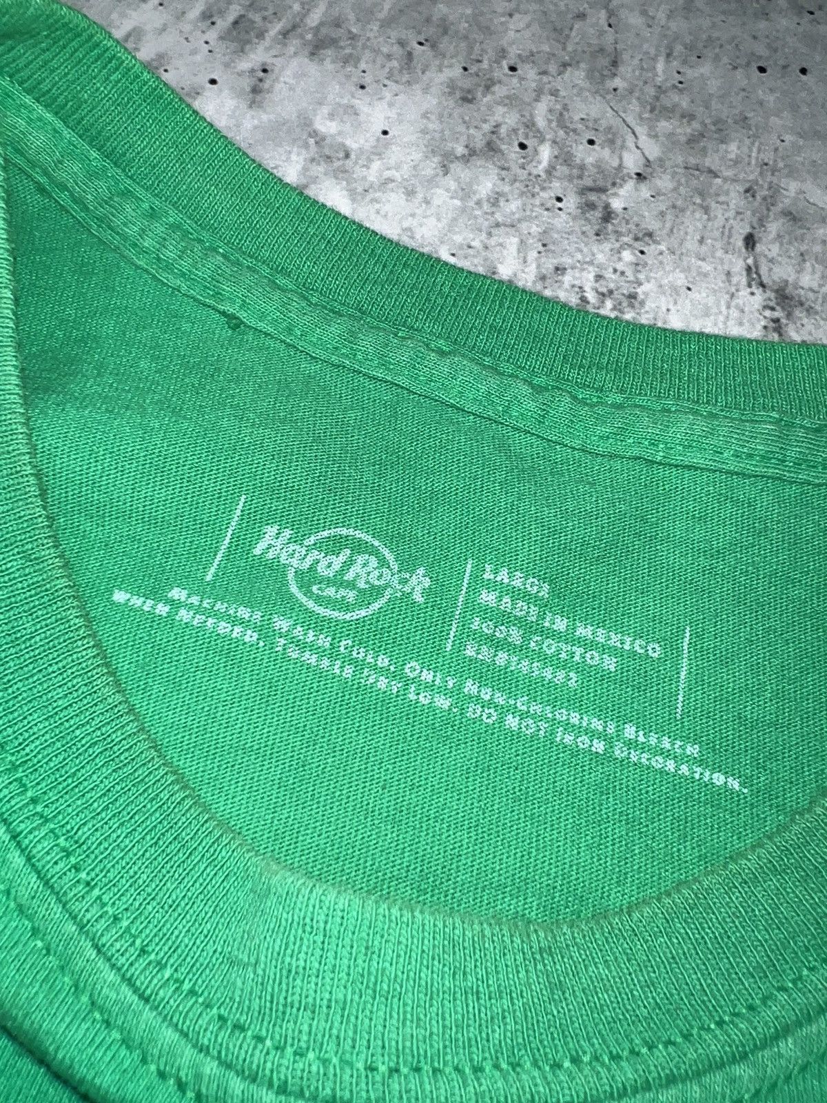 Other Vintage Y2K Hard Rock Cafe Graphic Tee Size US L / EU 52-54 / 3 - 5 Thumbnail