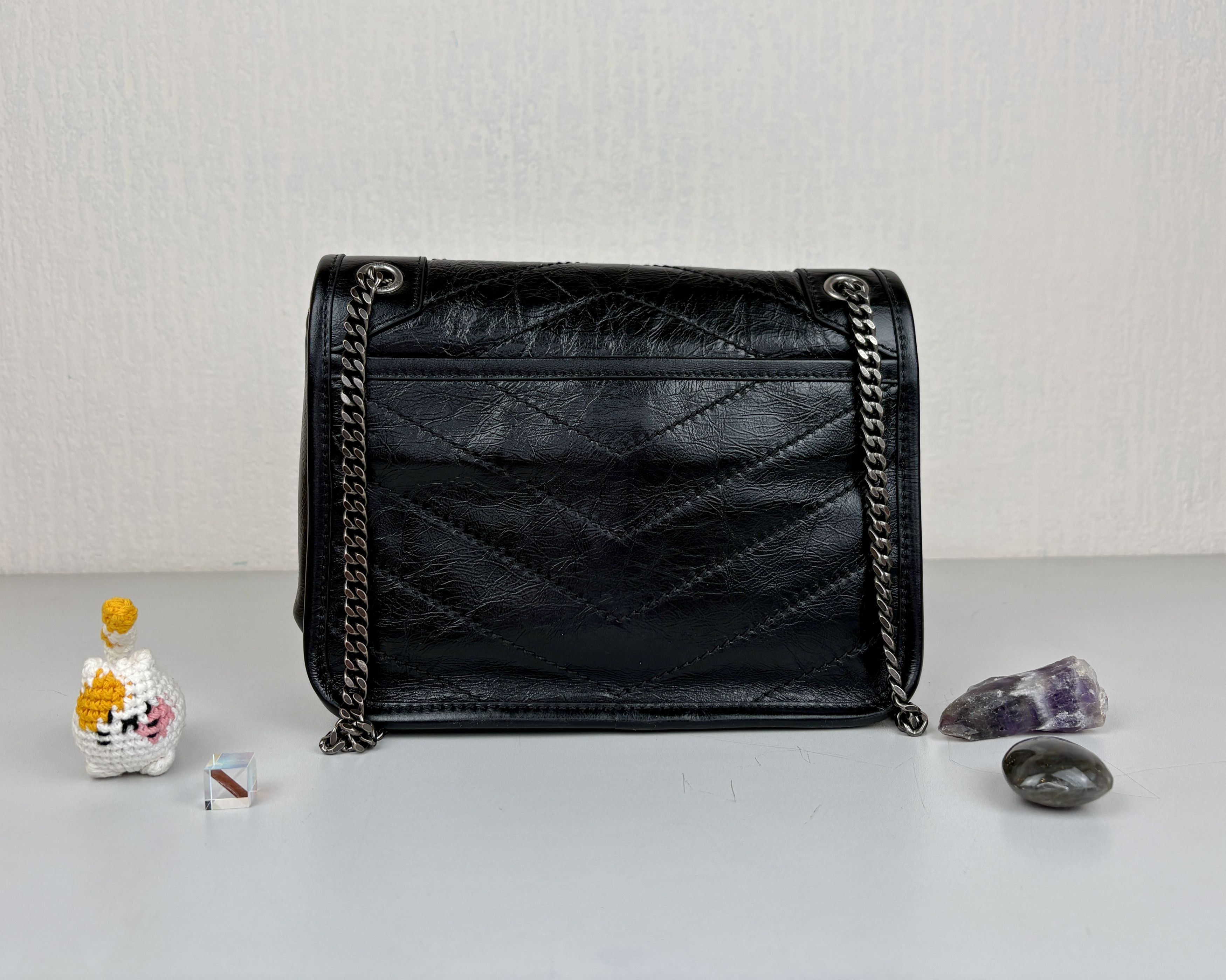 Saint Laurent Paris Black Small Leather Saint Laurent Niki Bag. Brand new Size ONE SIZE - 2 Thumbnail