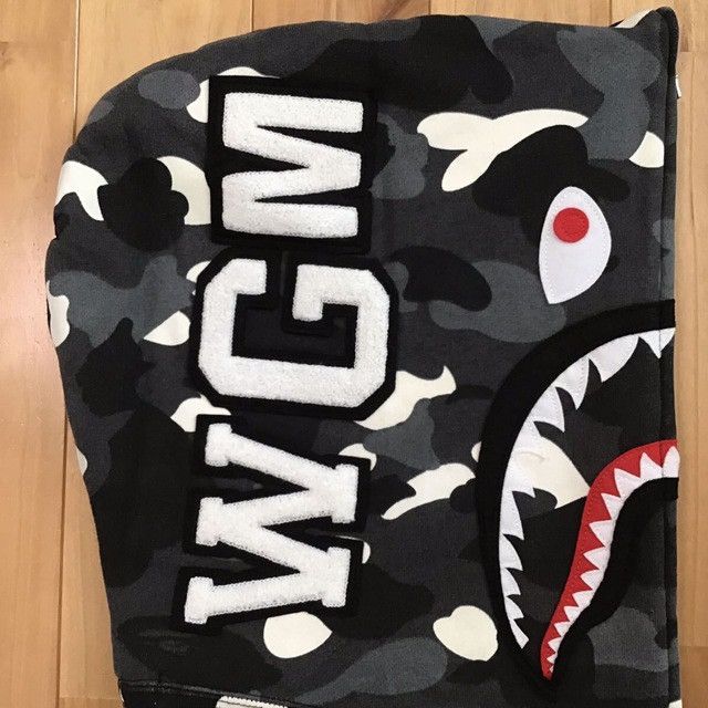 Bape 💫Glow in the dark💫BAPE City camo shark full zip hoodie APE Size US L / EU 52-54 / 3 - 6 Thumbnail