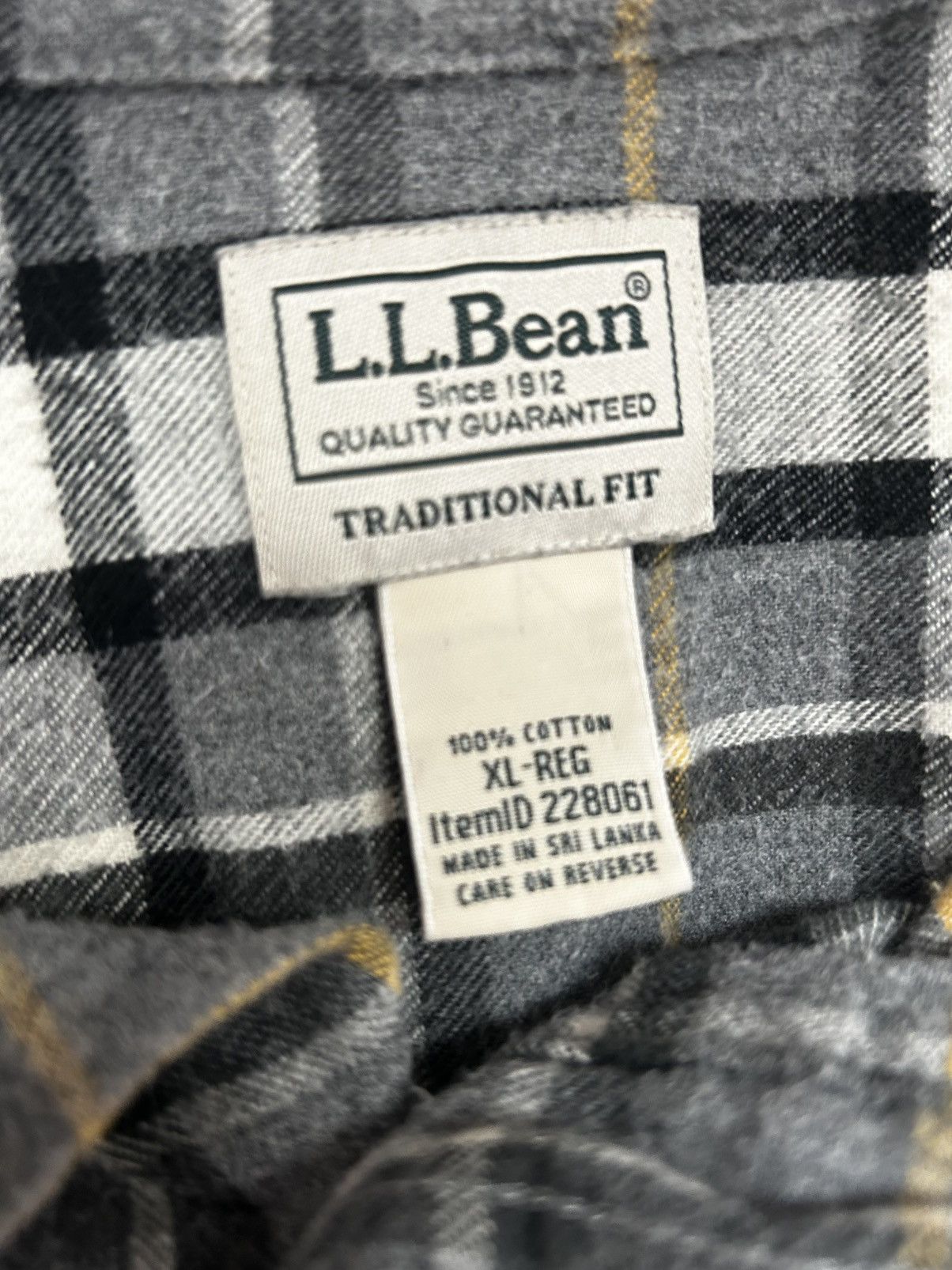 L.L. Bean grey L.L bean flannel Size US XL / EU 56 / 4 - 2 Thumbnail