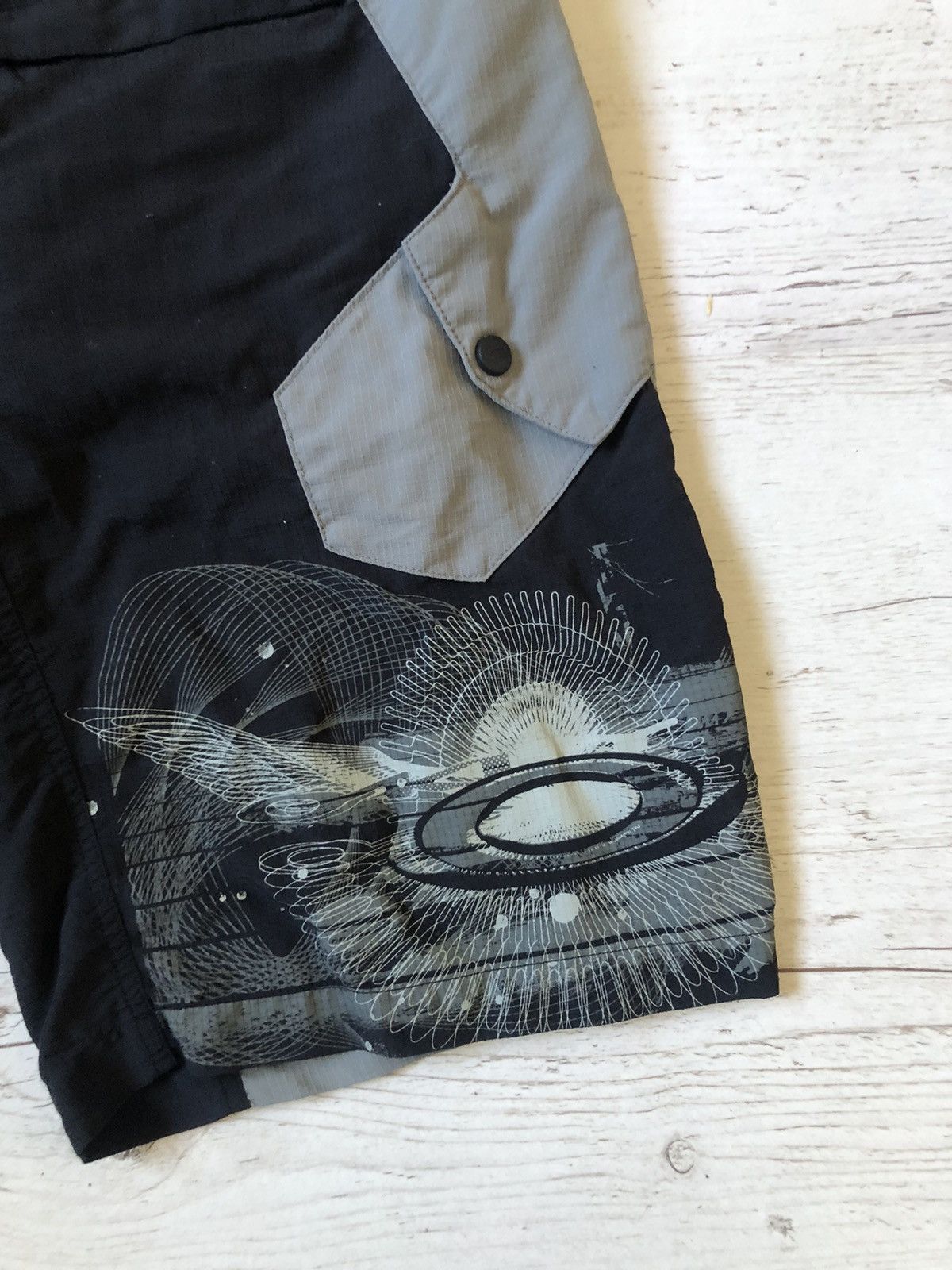 Oakley Shorts Oakley Size US 30 / EU 46 - 3 Thumbnail